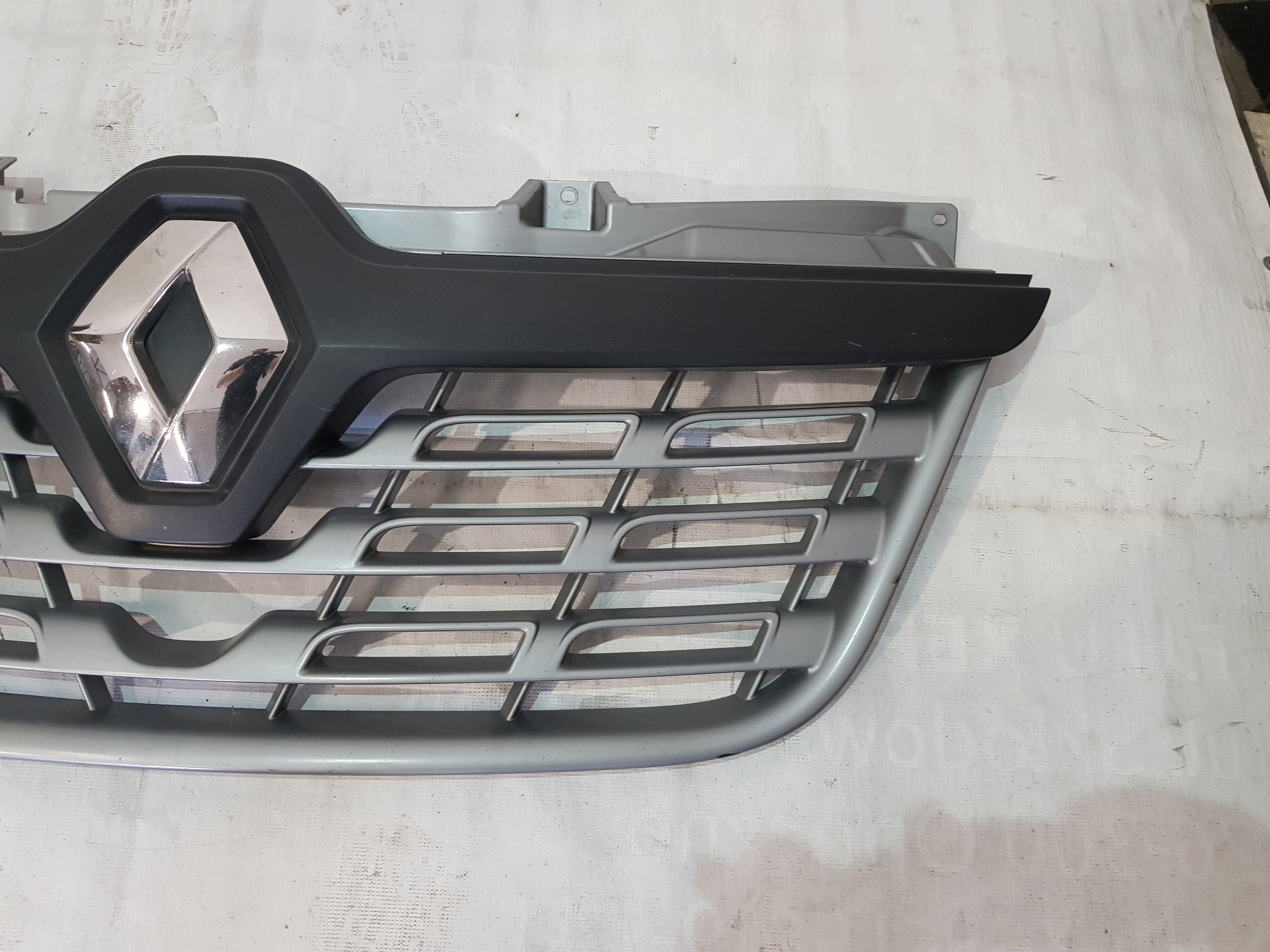 Grille de pare-chocs Renault Master III 623102803R image 4
