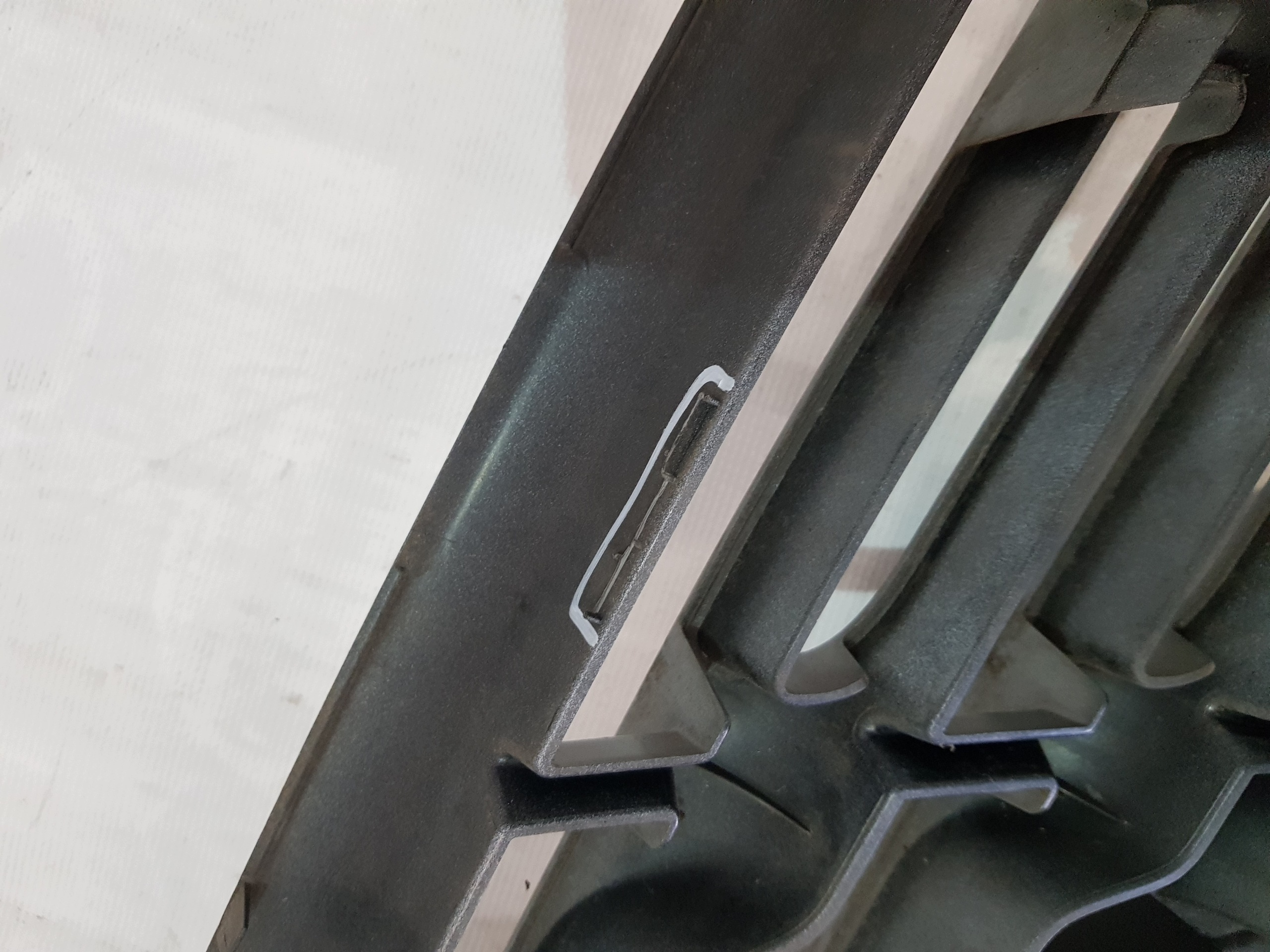 Grille de pare-chocs Renault Master III 623102803R image 10