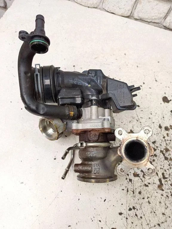 Turbina VW Golf VII 1.0L 81kW 2017 04C145702J image 6