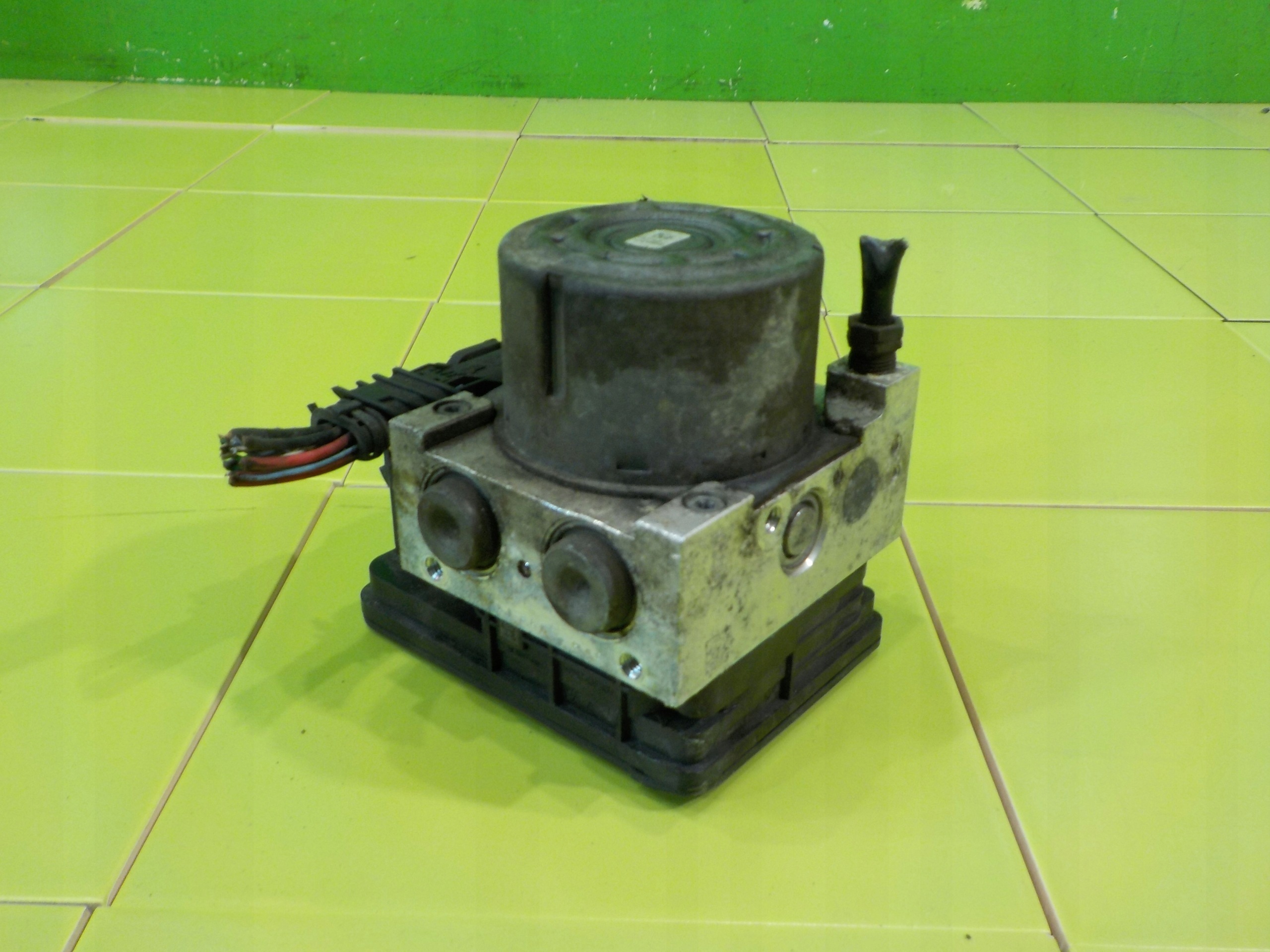 Opel Vivaro B II ABS-pumppu 476601418R 93459794