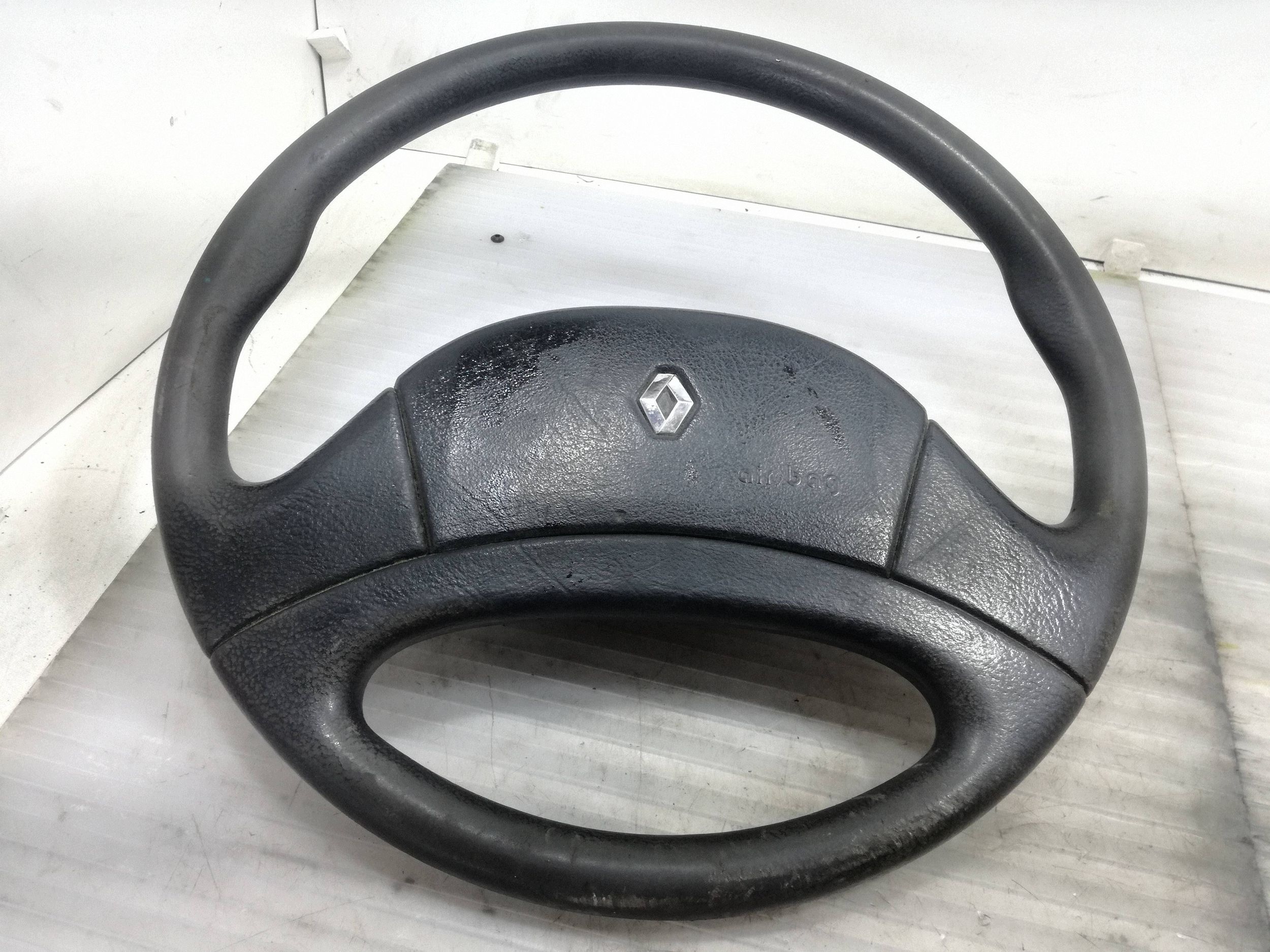 Renault Master II 2000 2499cm3 Steering wheel 7700353769