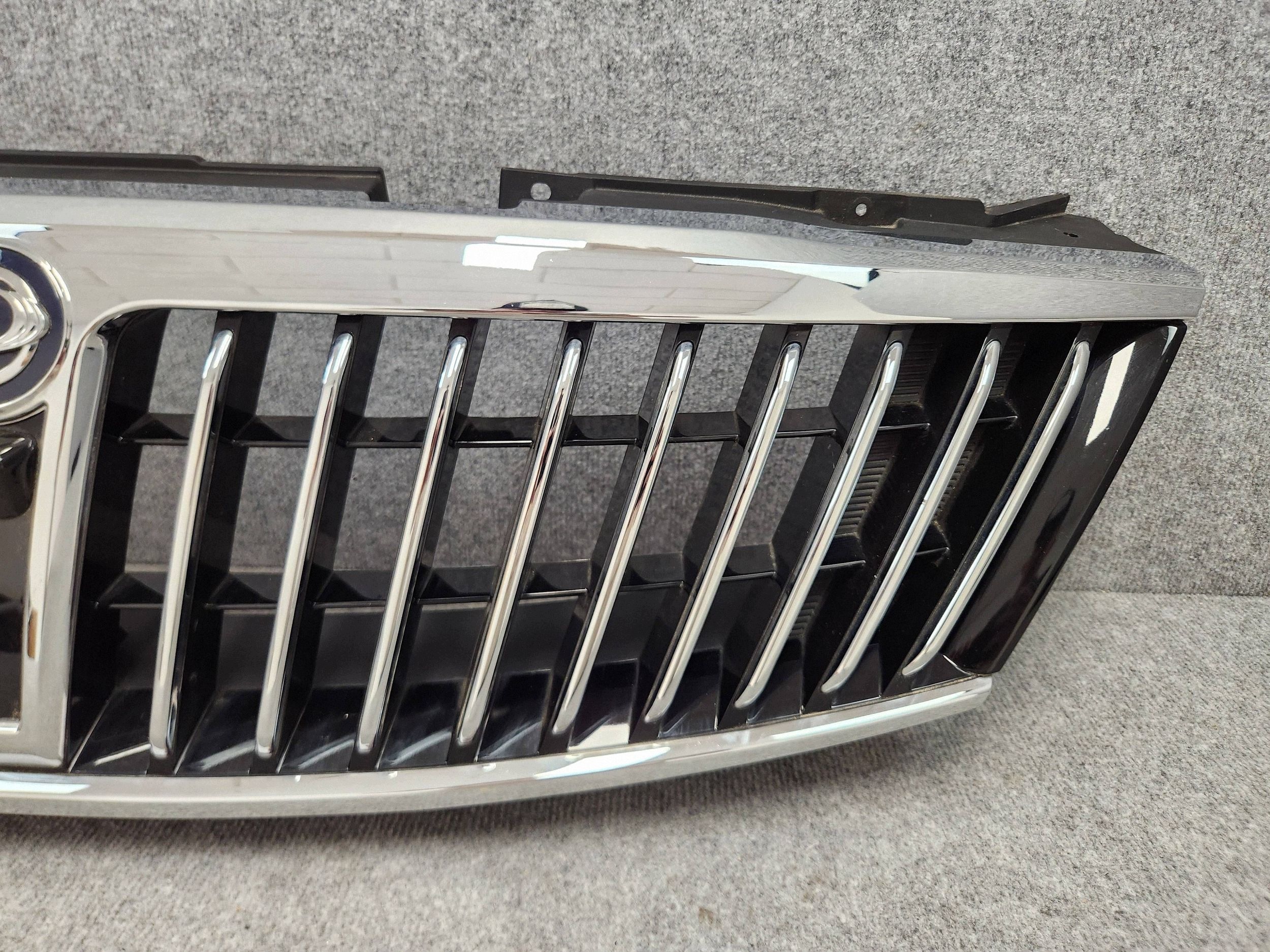 Kühlergrill für SSANGYONG REXTON LIFT 79472-08200 12-17 image 5
