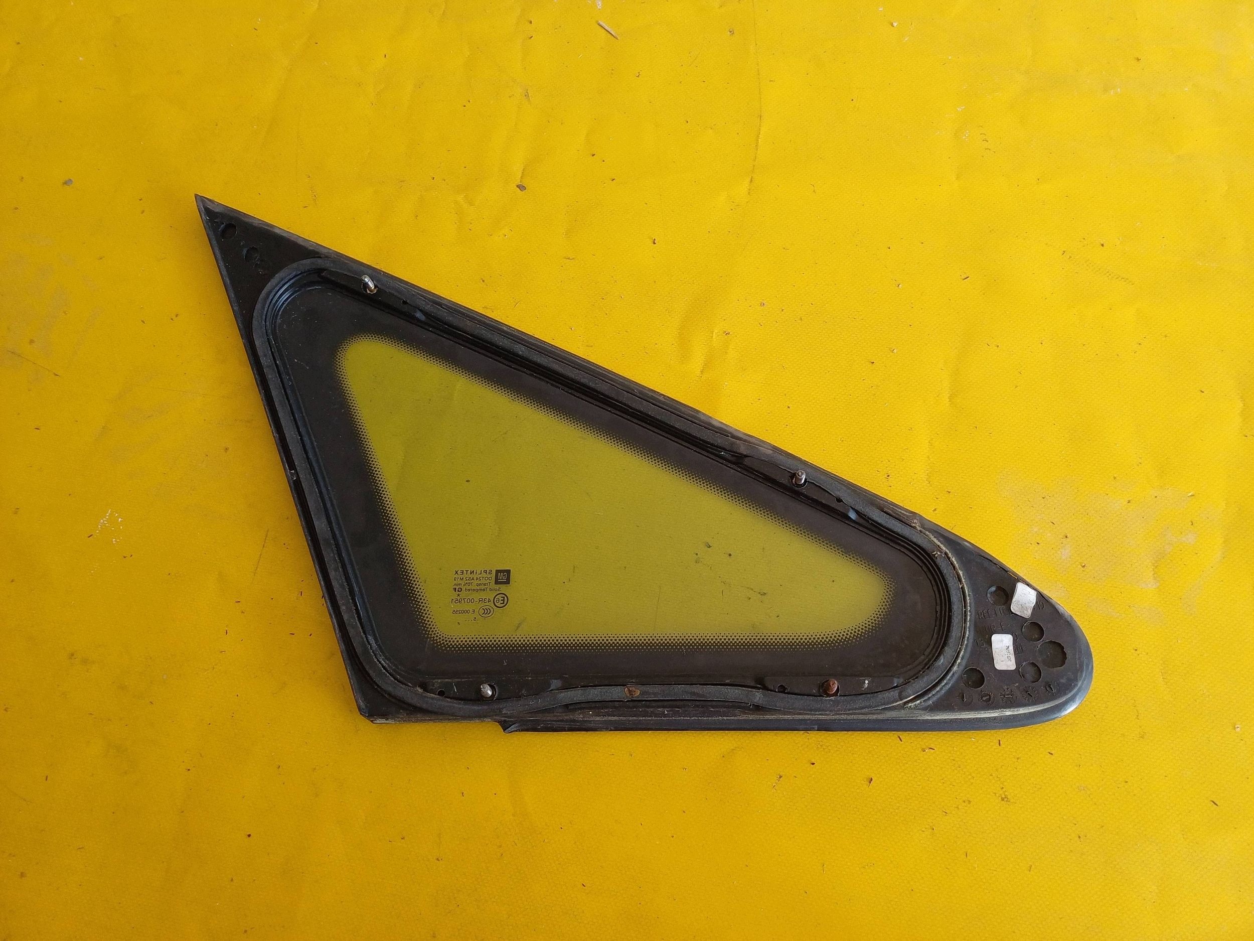 Vidro Carroceria Dianteiro Esquerdo Opel Zafira B