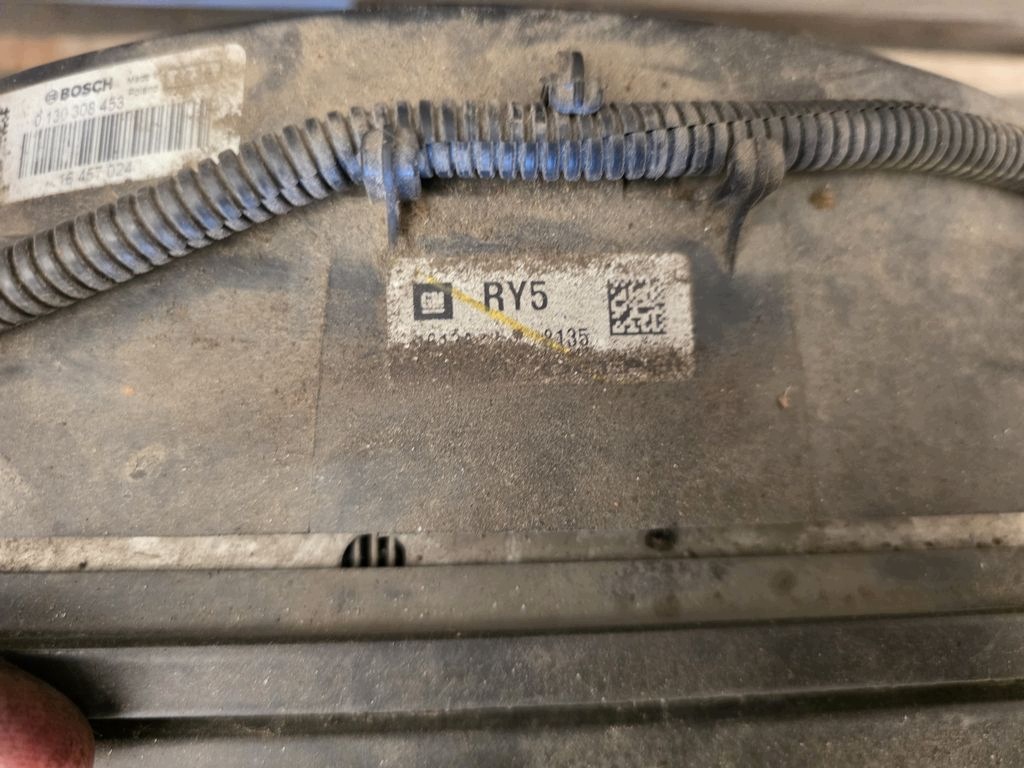 Opel Zafira C Astra J 2.0 CDTI Radiateur Ventilator Auto 0130308453 image 6