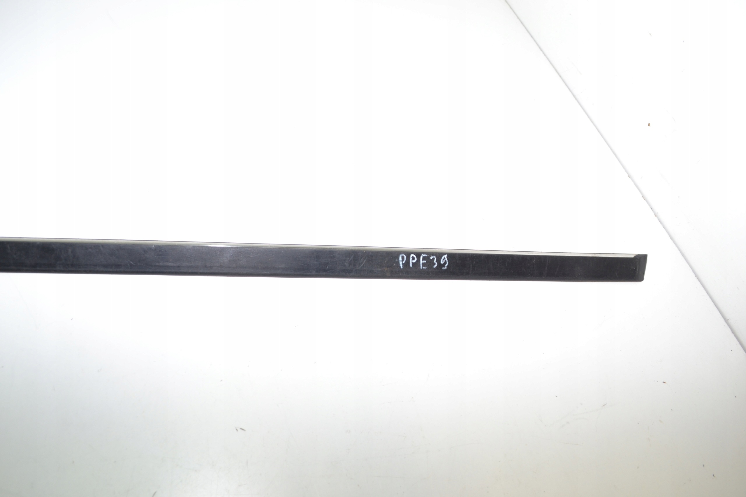 Bandeau porte avant droit BMW E39 image 3