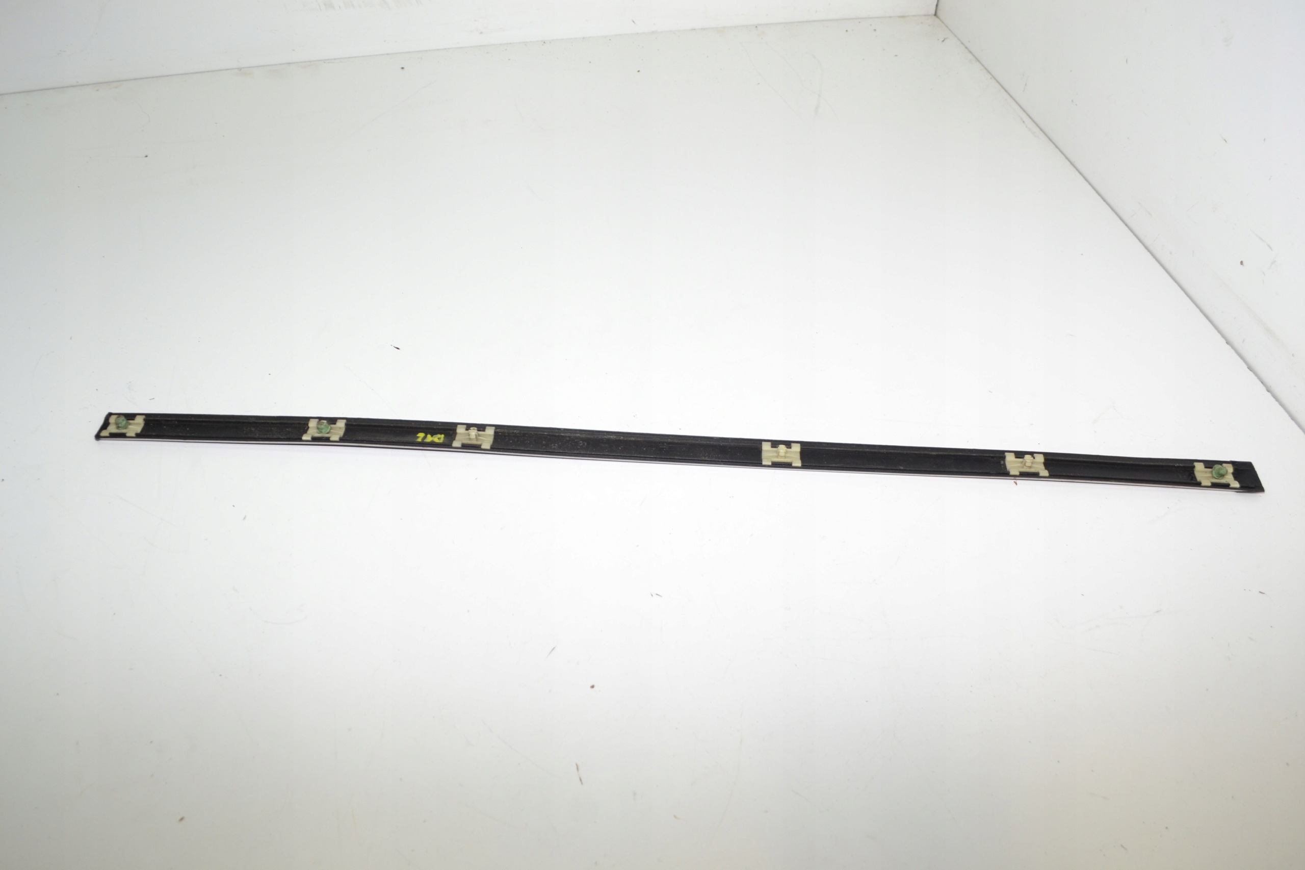 Bandeau porte avant droit BMW E39 image 4