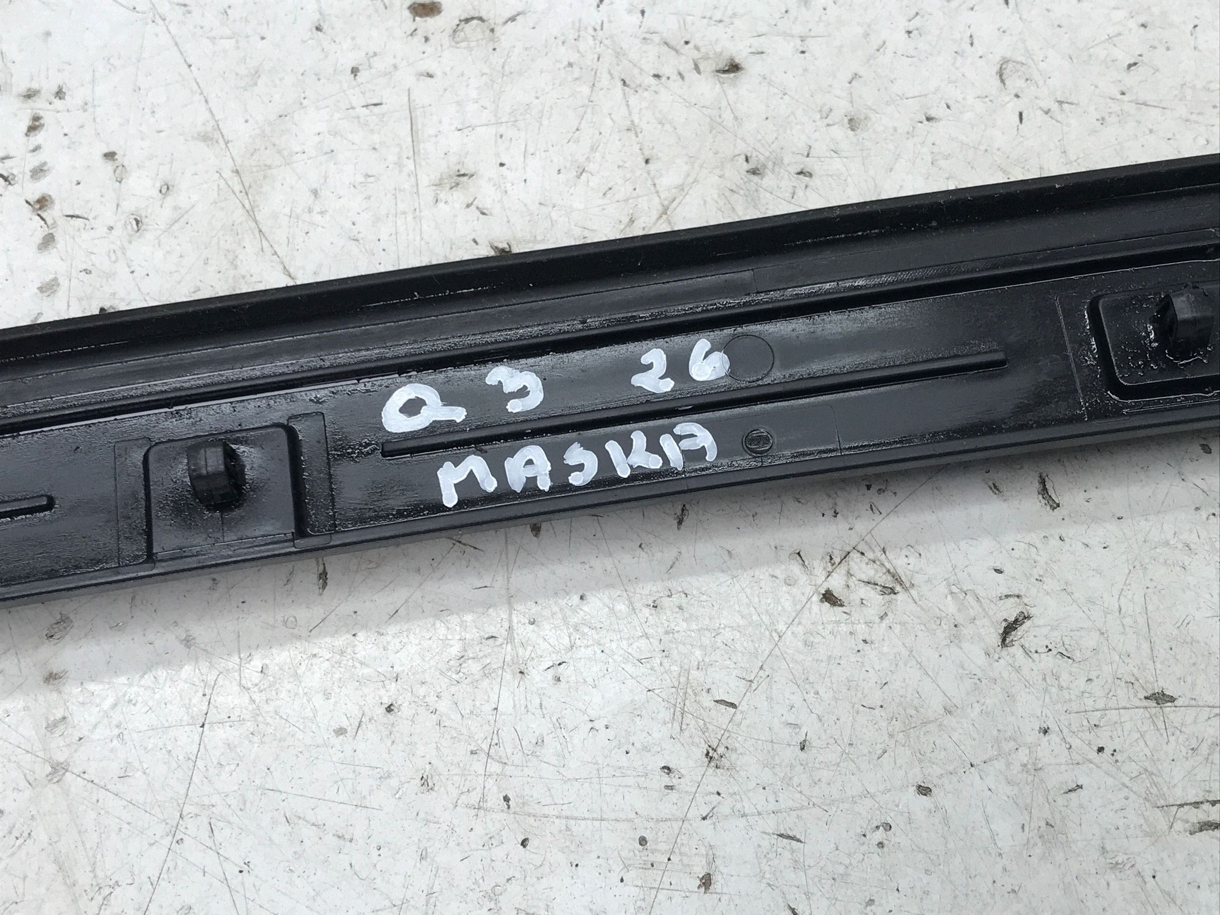 Joint de capot Audi Q3 FJN 2026 image 3