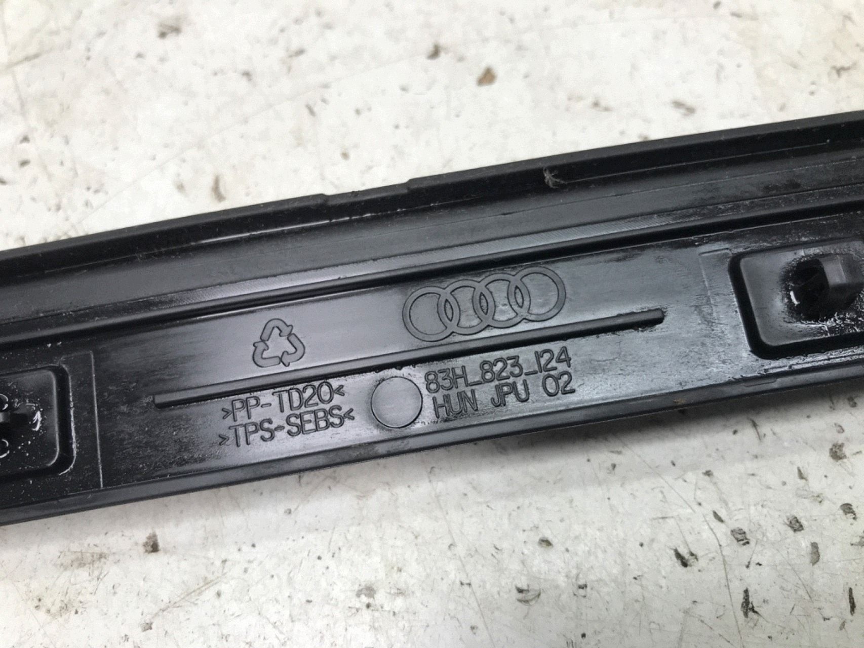 Joint de capot Audi Q3 FJN 2026 image 6