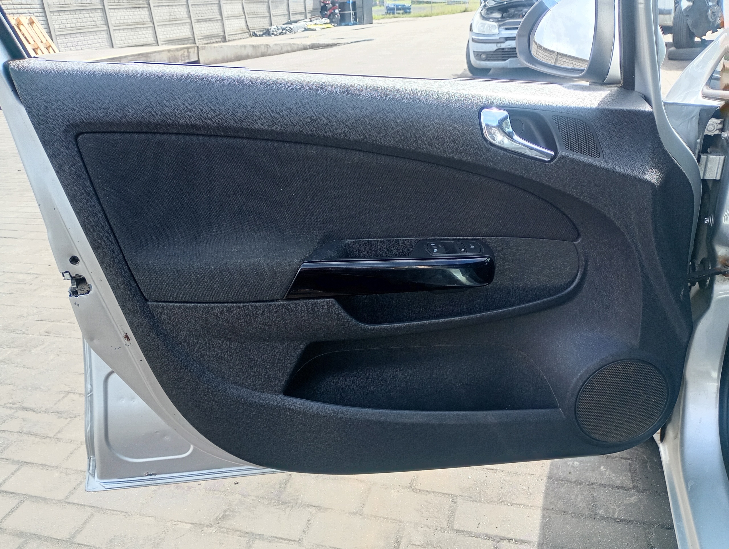 Estofamento Lateral Direito Dianteiro Opel Corsa D 06-14 image 2