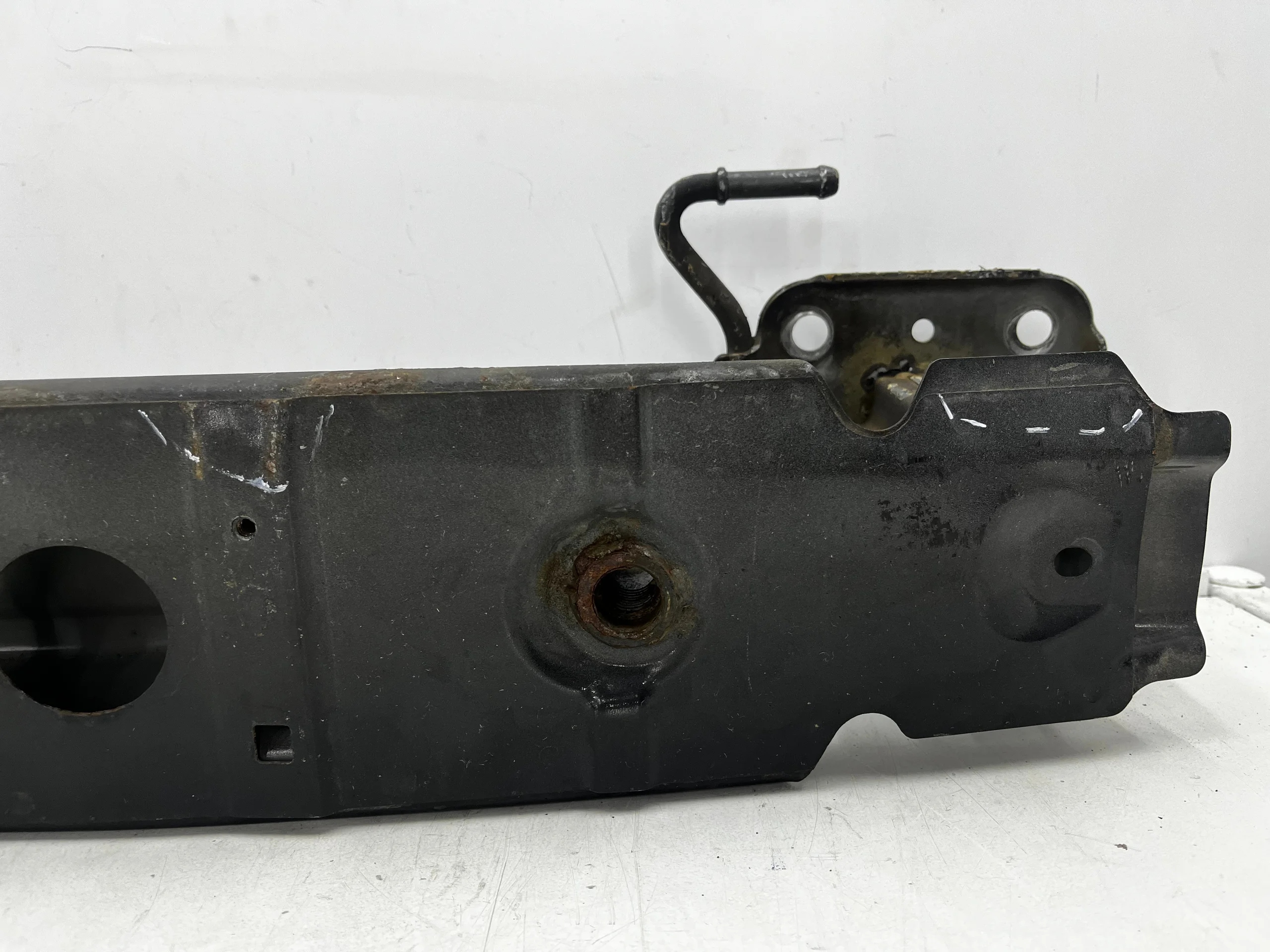 Mazda OE KD53273 Barre de pare-chocs image 4