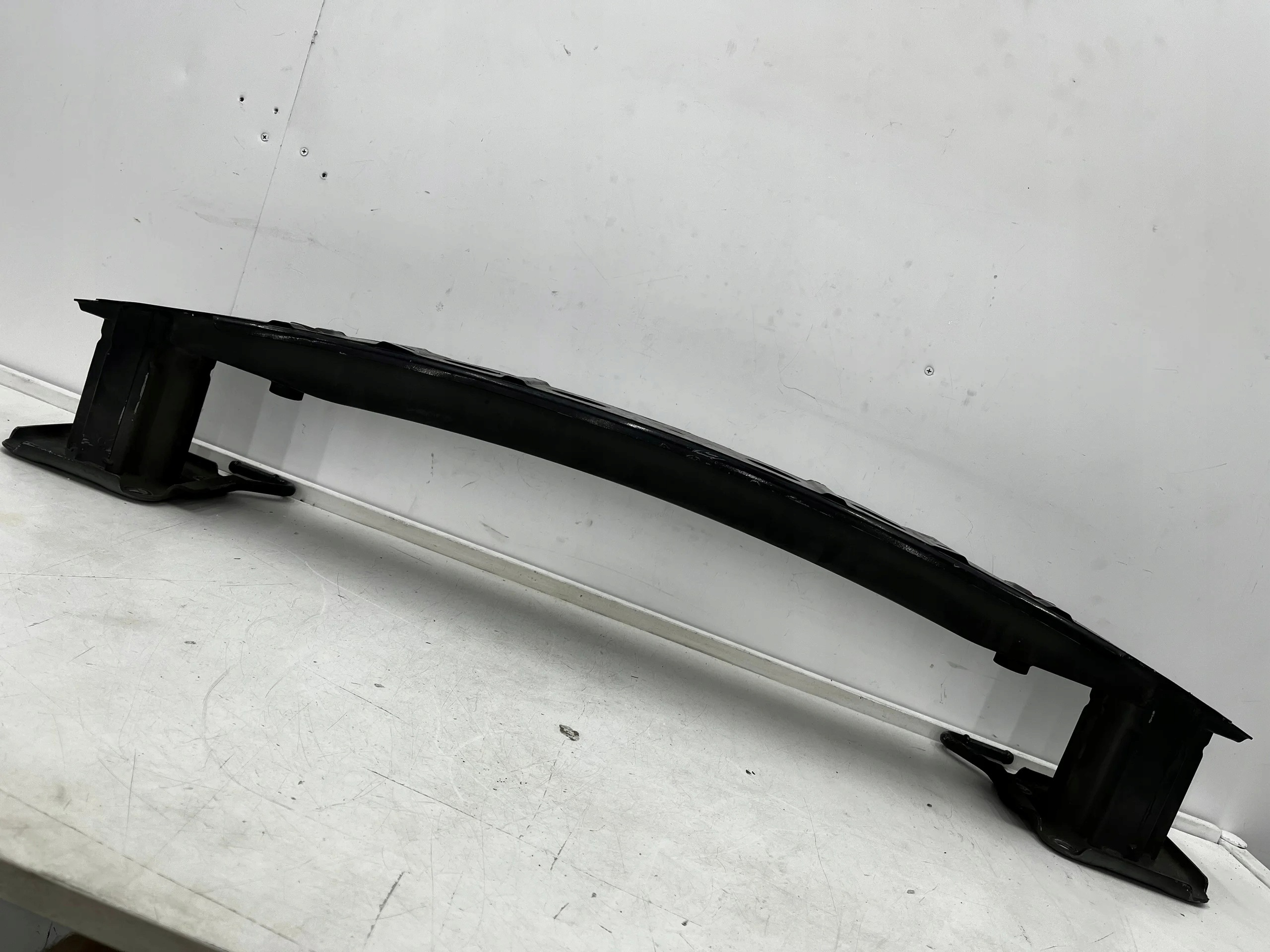 Mazda OE KD53273 Barre de pare-chocs image 9