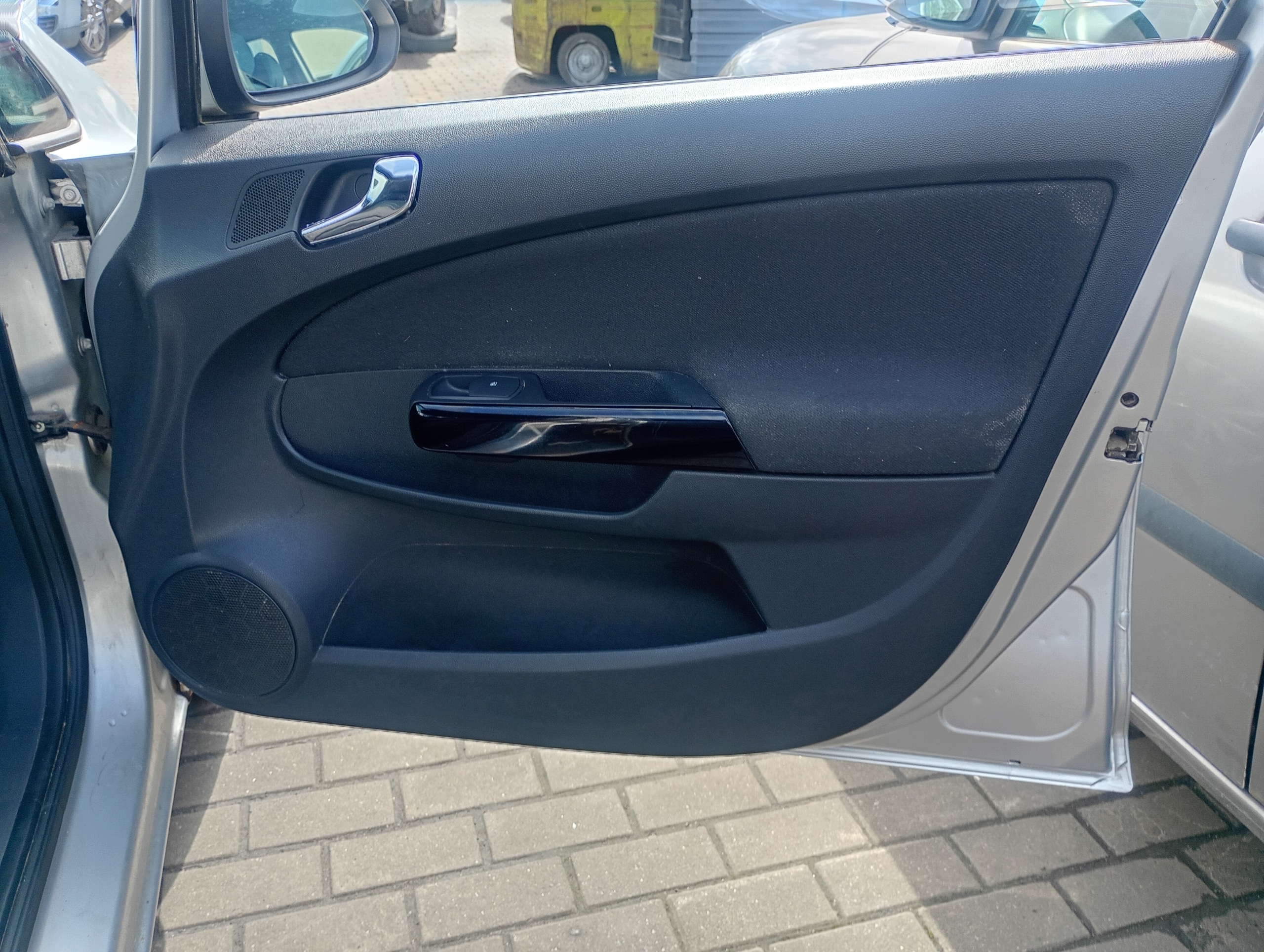 Estofamento Lateral Esquerdo Traseiro Opel Corsa D 06-14 image 2