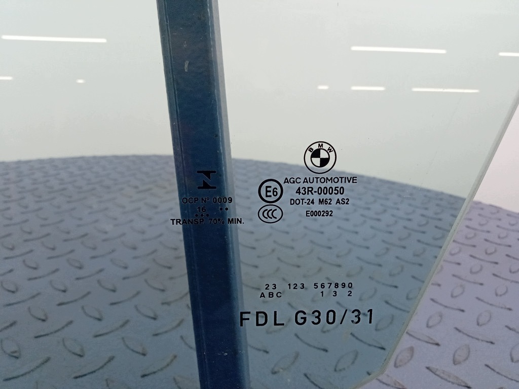 Vidro Porta Dianteira Esquerda BMW 5 G30 G31 16R OEM A-803485-01