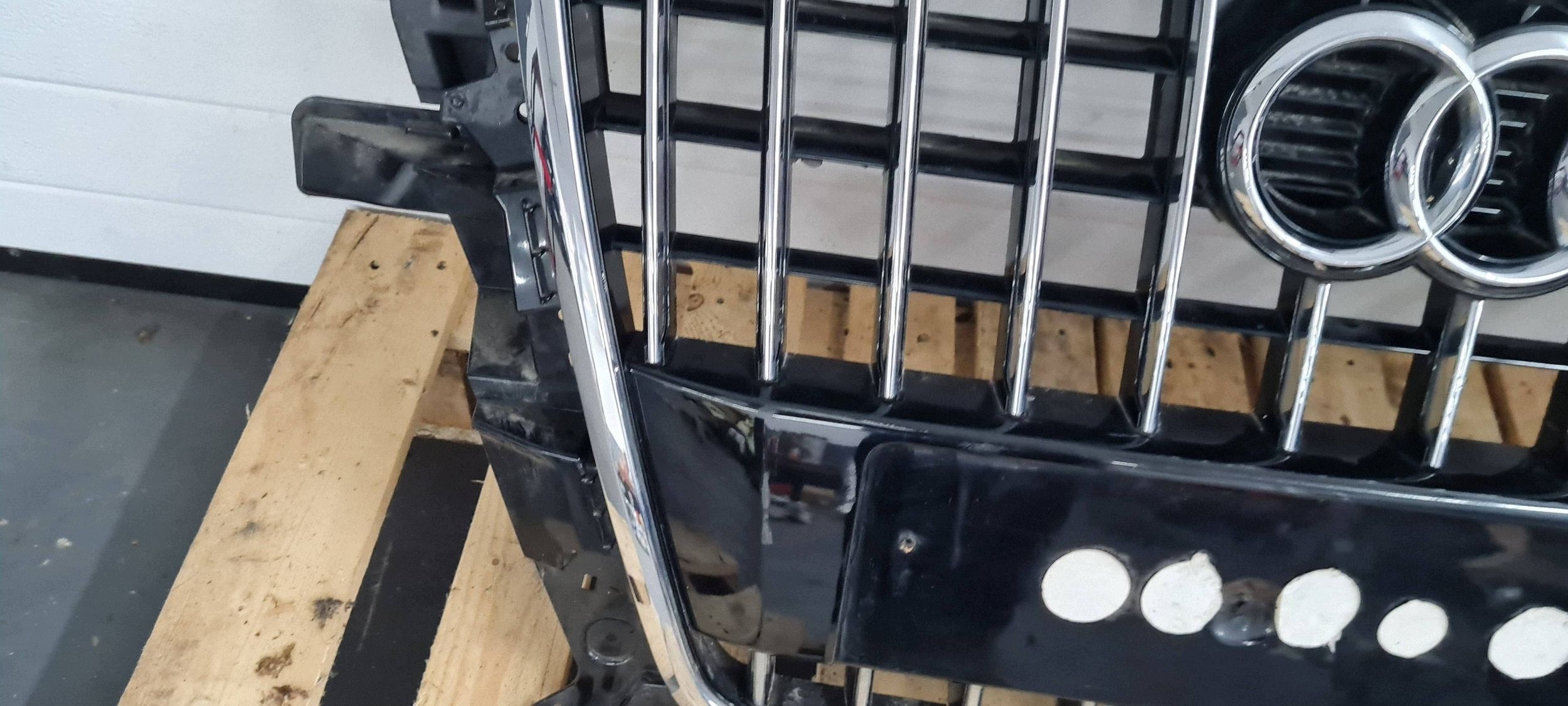 Audi Q5 8R Kühlergrill Chrom 8R0853651R image 5