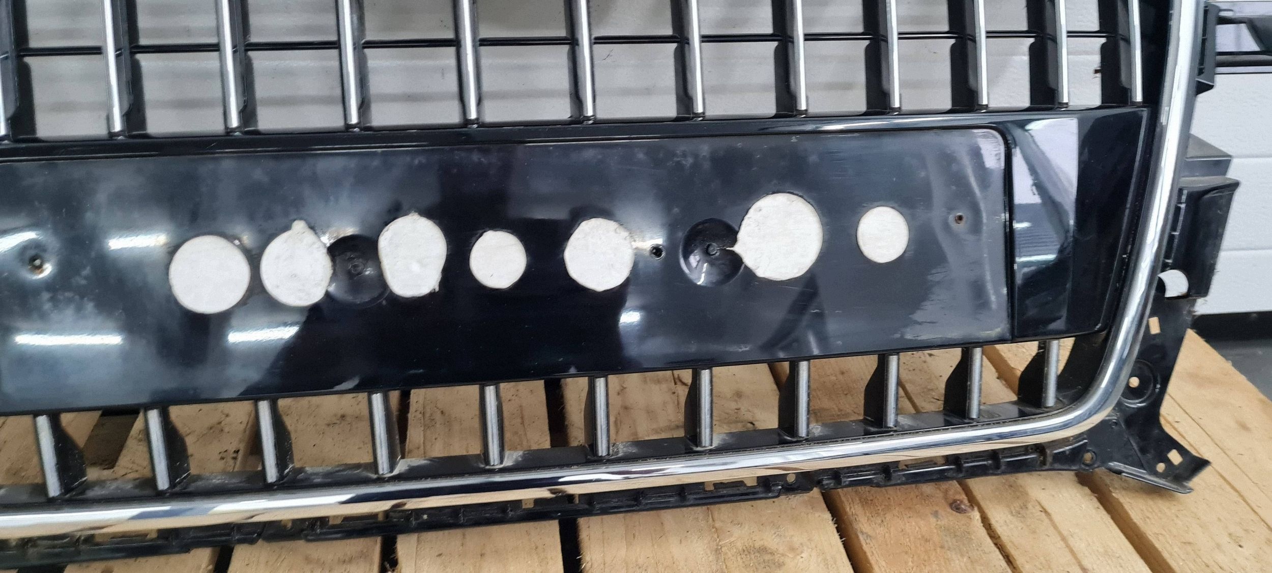 Audi Q5 8R Kühlergrill Chrom 8R0853651R image 7