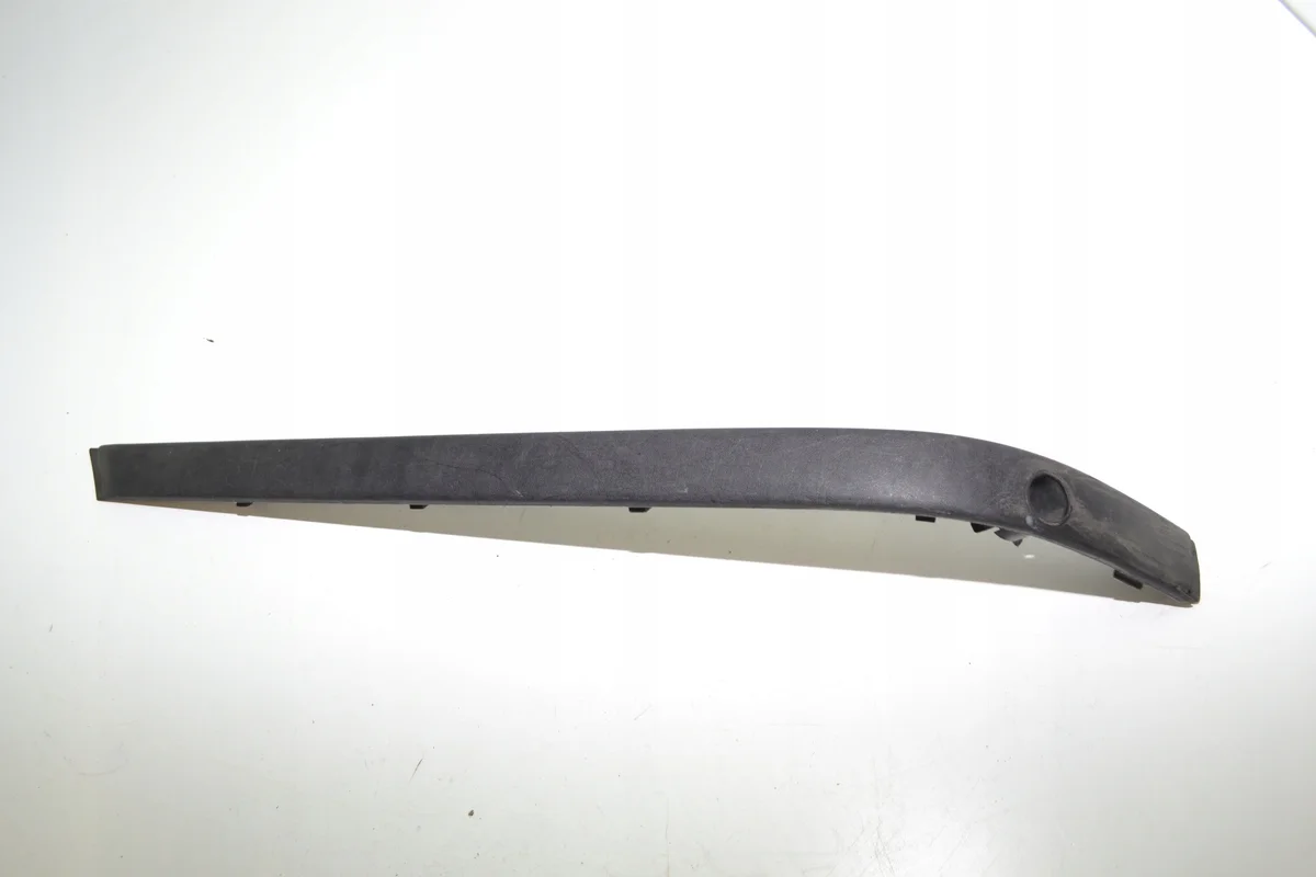 BMW E39 Sedan Rear Left Bumper Trim PDC image 3