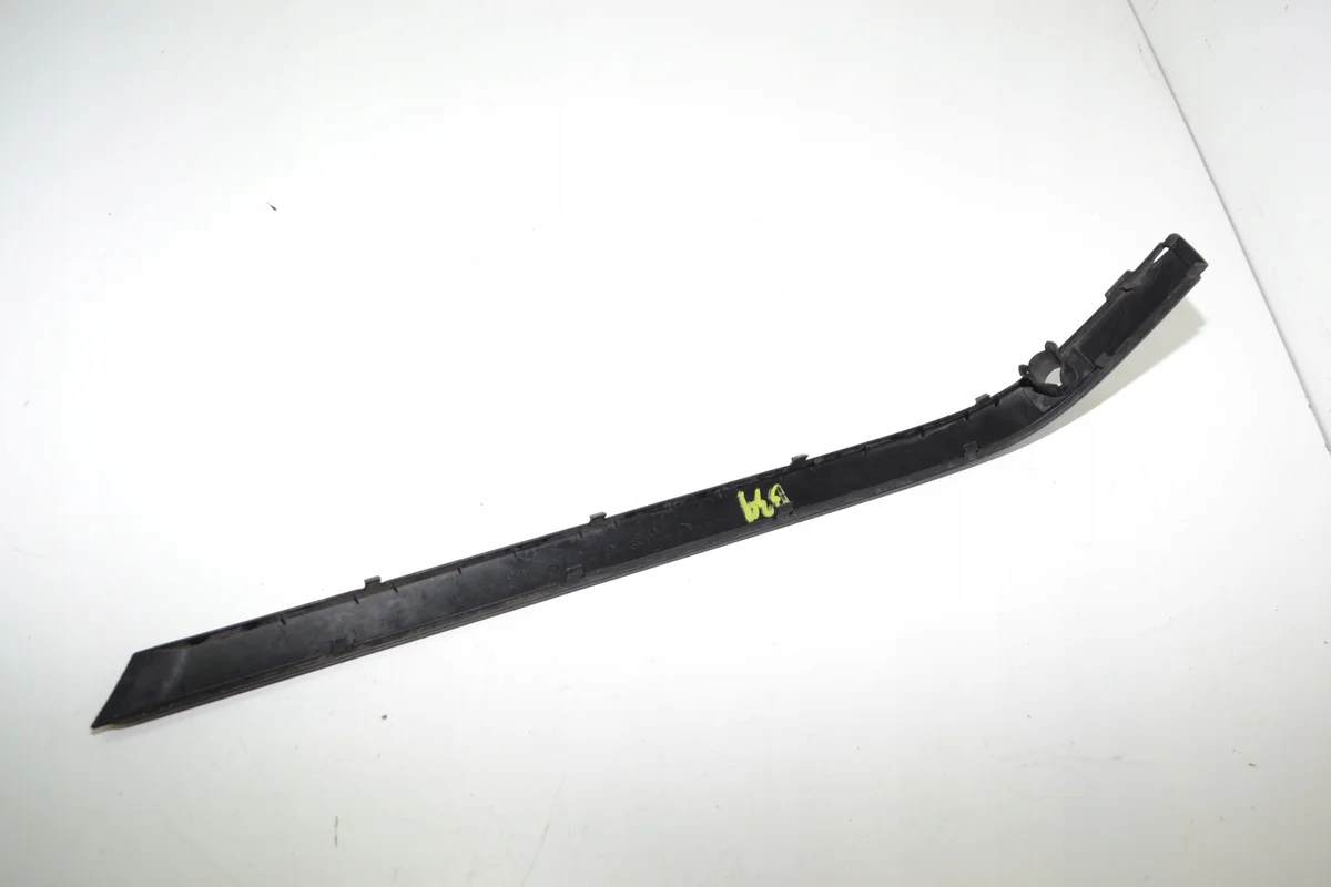BMW E39 Sedan Rear Left Bumper Trim PDC image 5