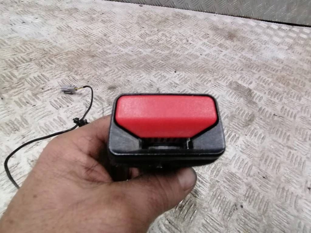 Fiat Tipo 2 II Fecho de Cinto Esquerdo Dianteiro 633909600C image 3