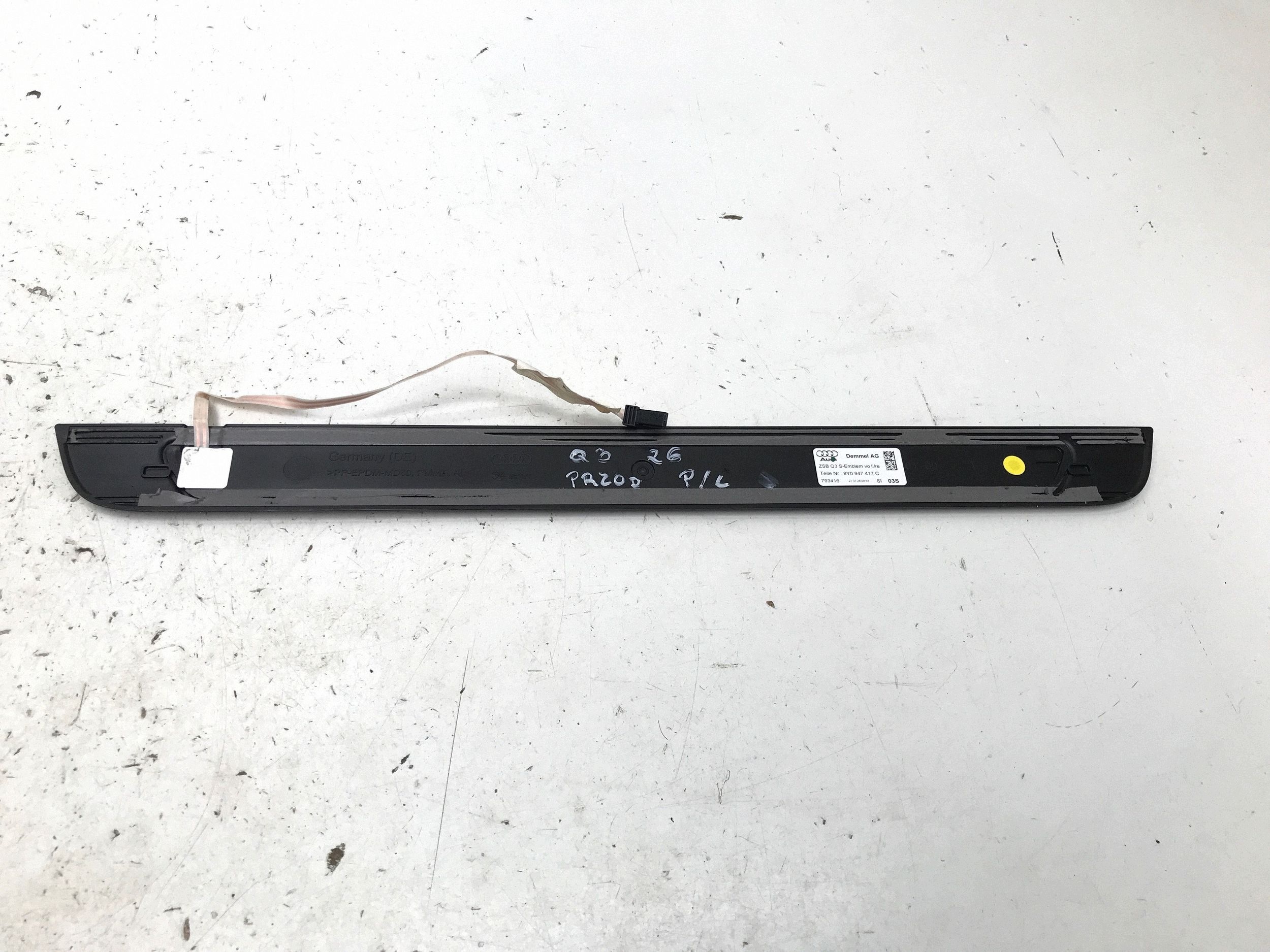 Audi Q3 FJN 2026 LED Soleira 8Y0947417C image 3