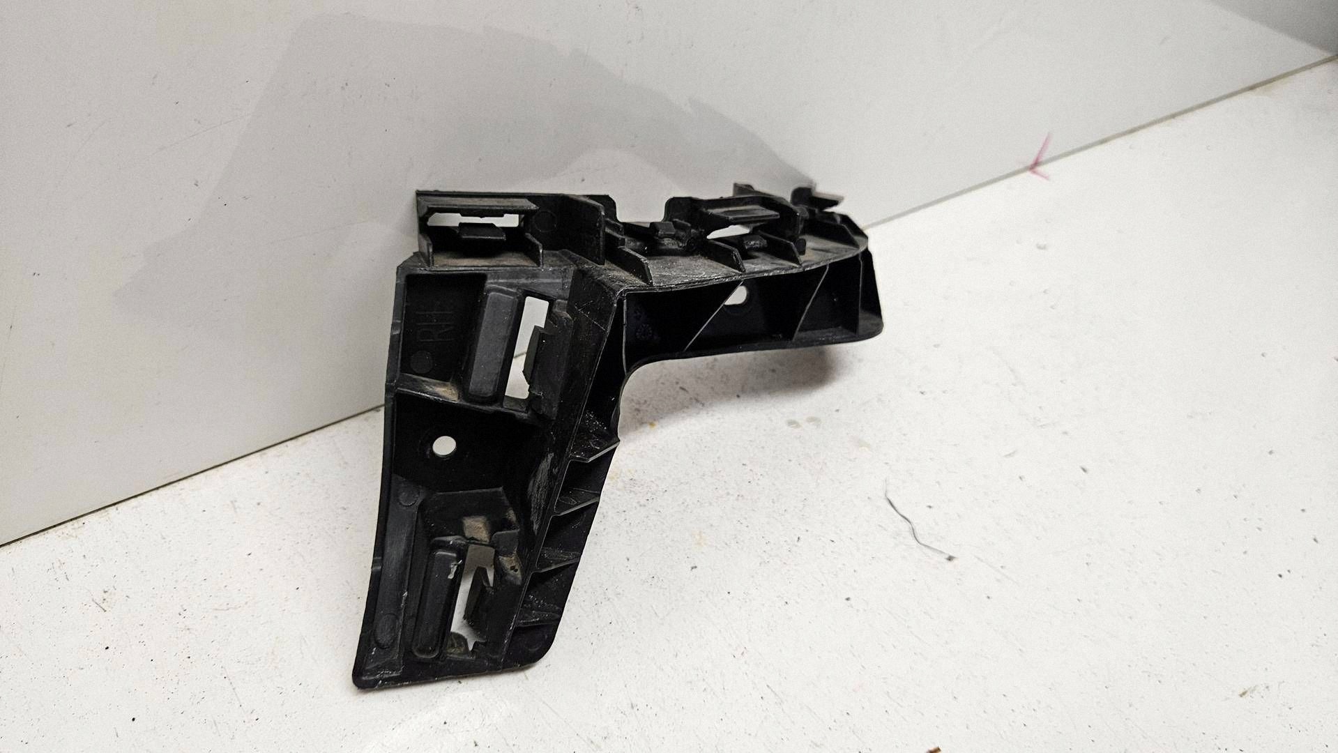 Right Rear Bumper Slide SEAT ARONA (KJ7) 6F9807378E Used