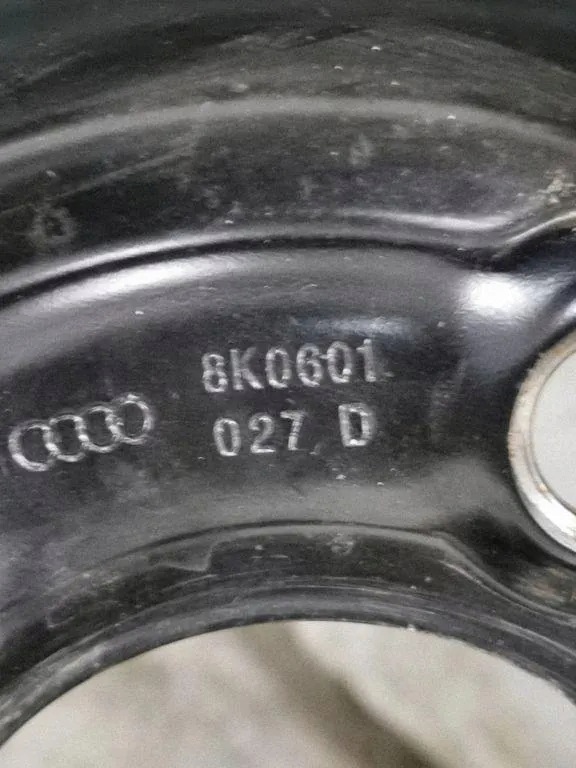 Vara-Audi A4 B8 8K0601027D 2.0L 155kW 2013 image 4