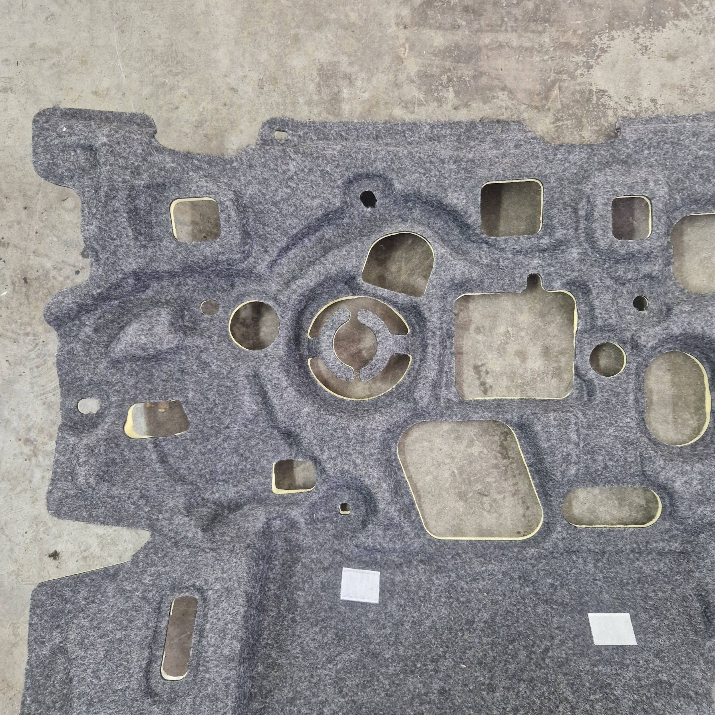 Ljudisolering mitt Hyundai Ioniq 6 84120KL100 image 4