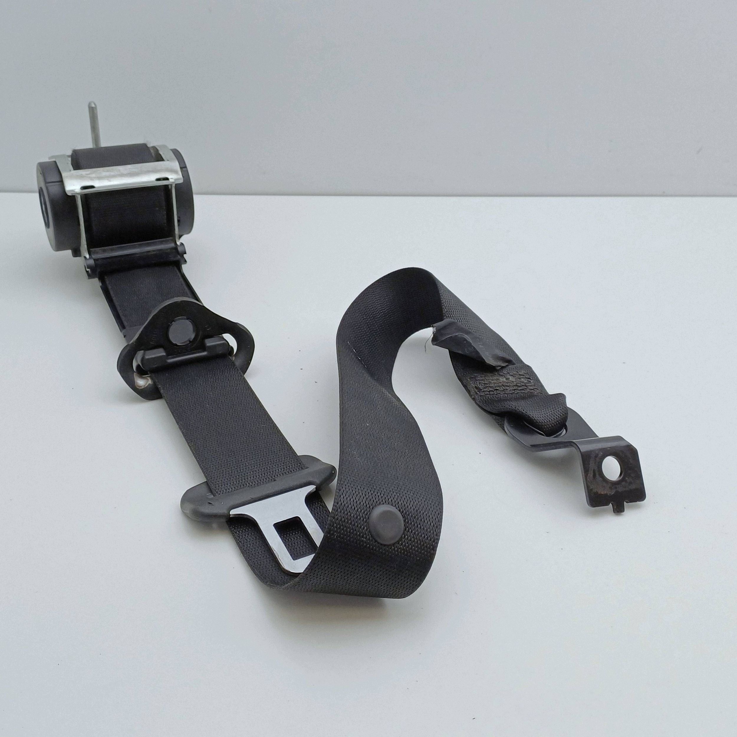 Cinto de Segurança Dianteiro Direito Opel Zafira B image 2