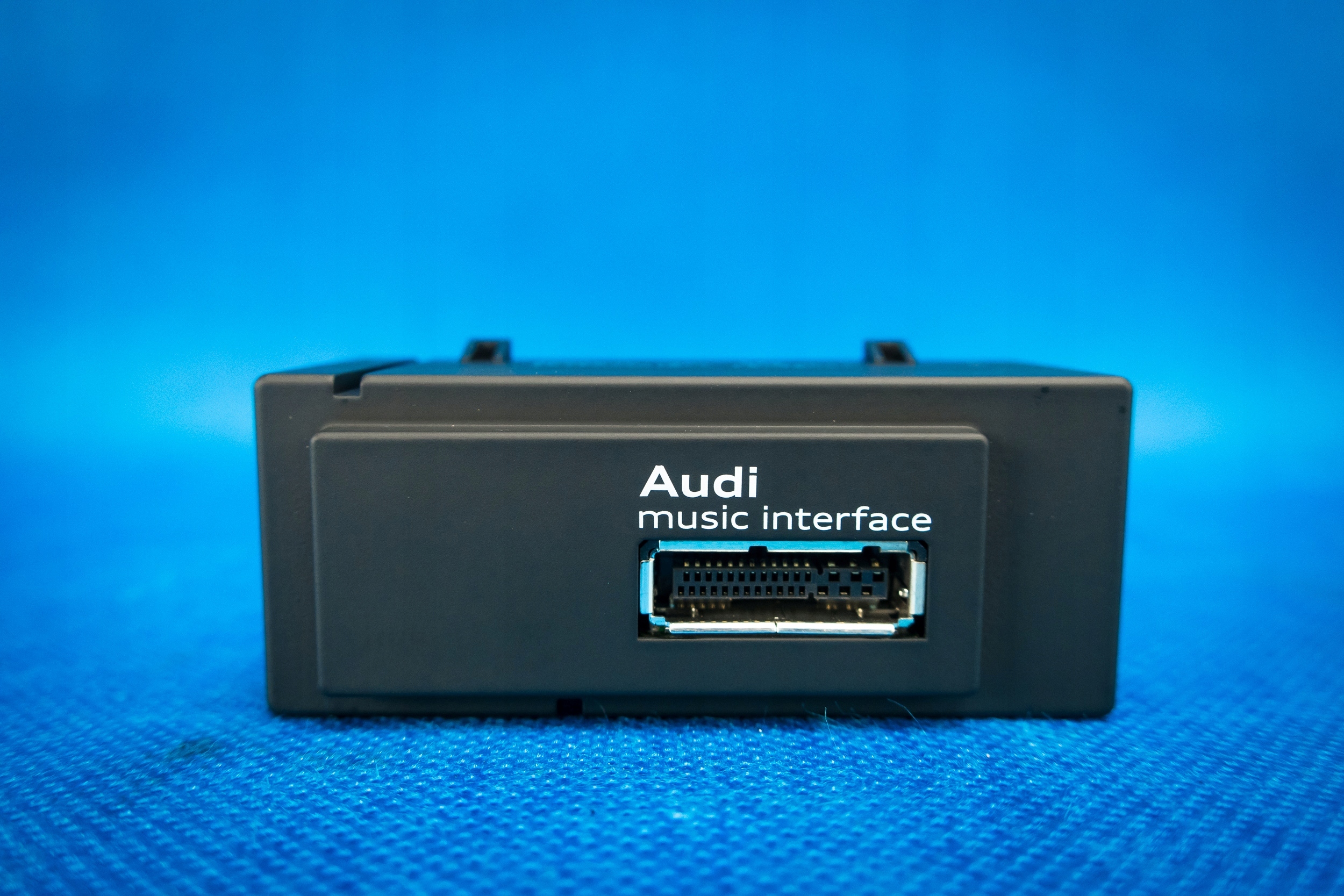 Conexión AMI Audi A3 S3 RS3 8V 8V0035736 image 2