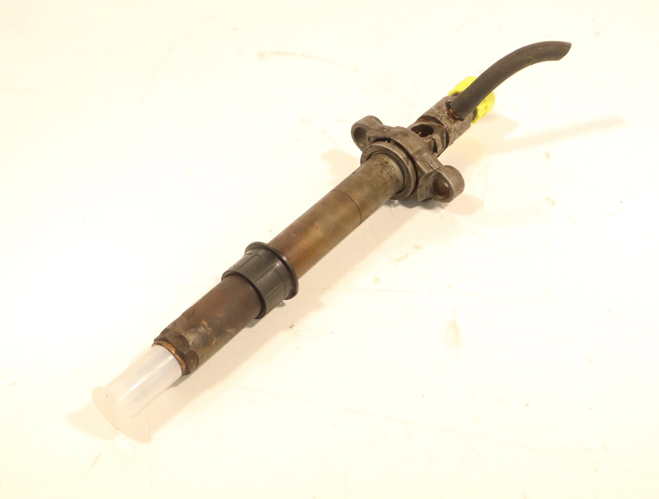 Polttoainesuutin Citroen C5 III 2.0 HDI R06001D
