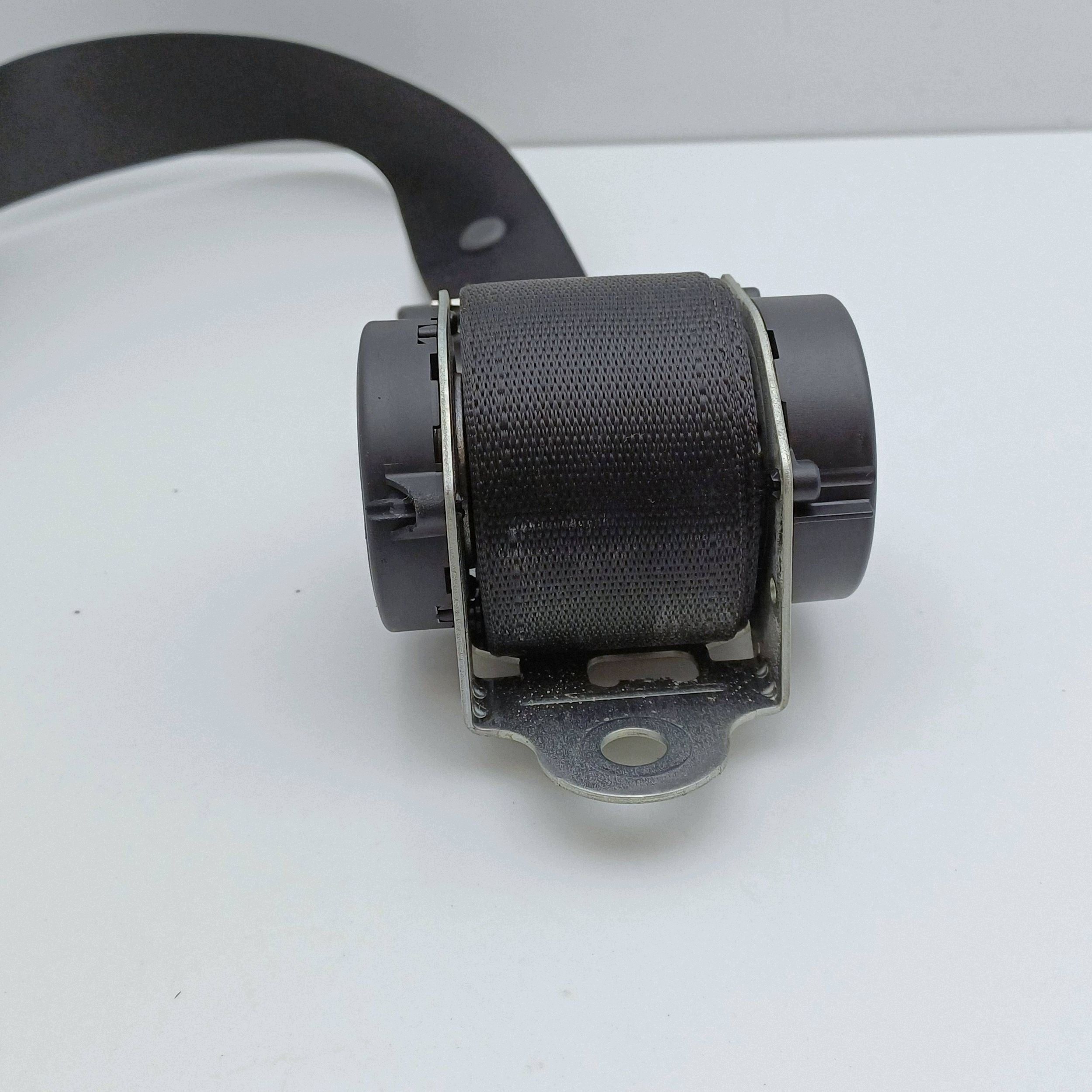 Säkerhetsbälte höger bak Opel Zafira B 13132396/13178672 image 6
