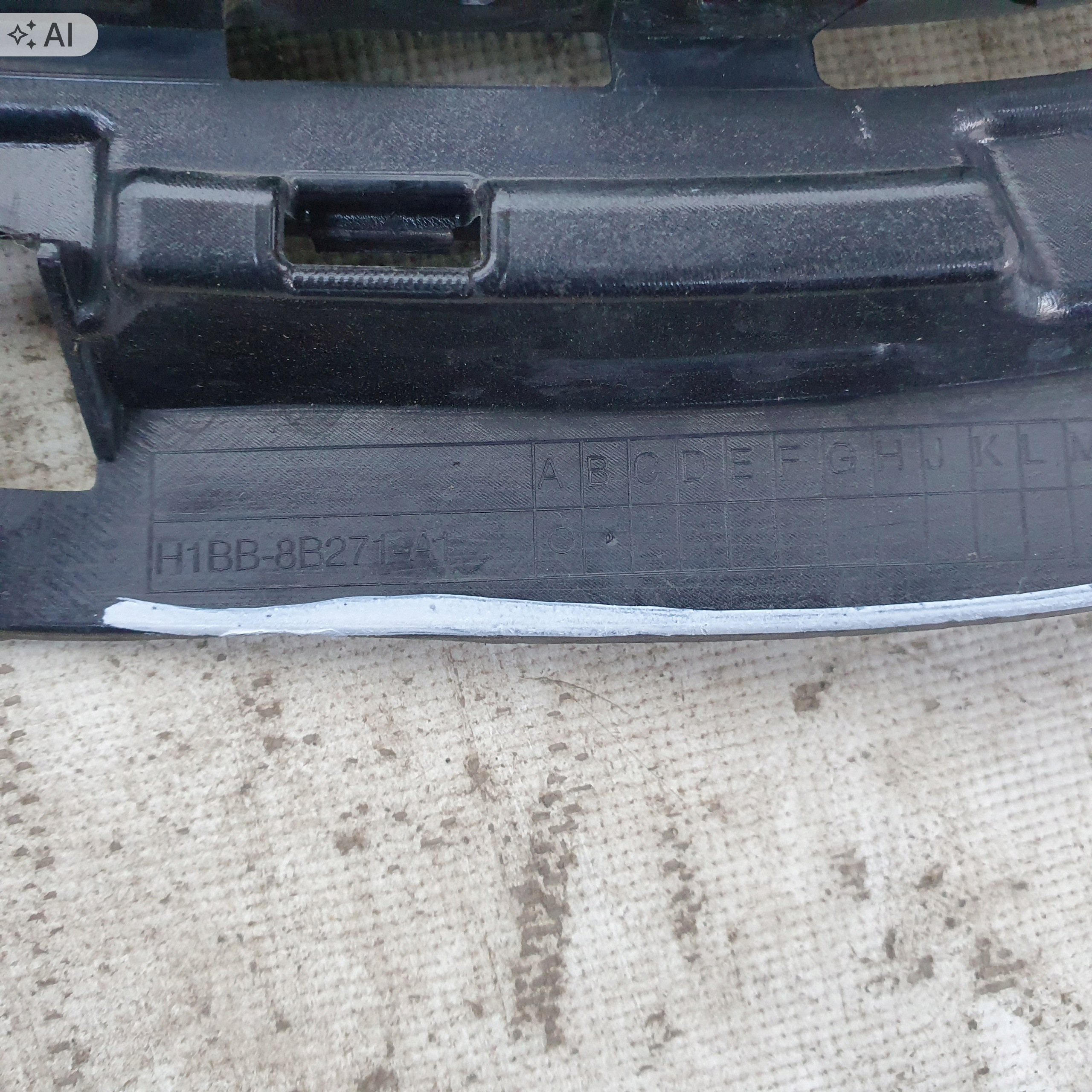 Ford Fiesta MK8 Grille H1BB-8B271-A1 image 10