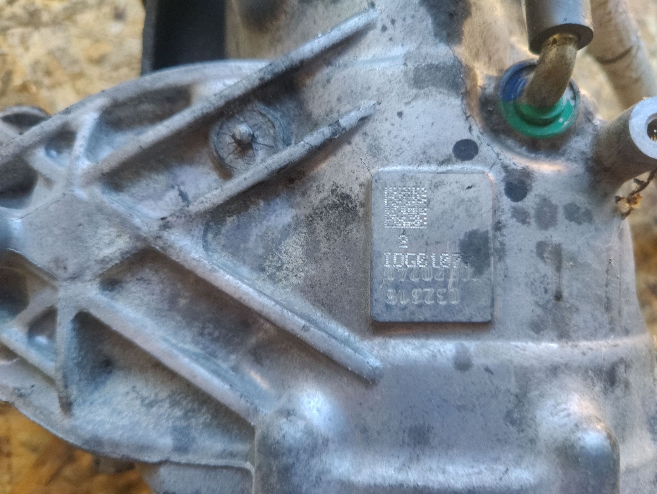 Caixa de Transferência Ford Kuga II EJ5P7L846HC Usada image 7