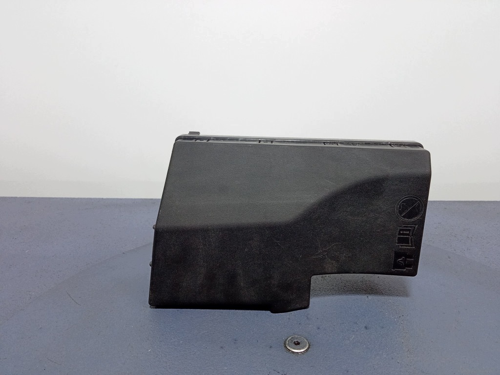 Volvo V40 II Start-Stop Relä 31409364 image 2