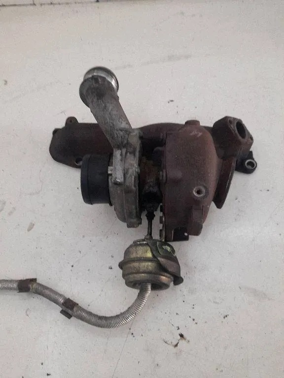 Turbo Opel Zafira B 1.9 CDTI 74kW 2005