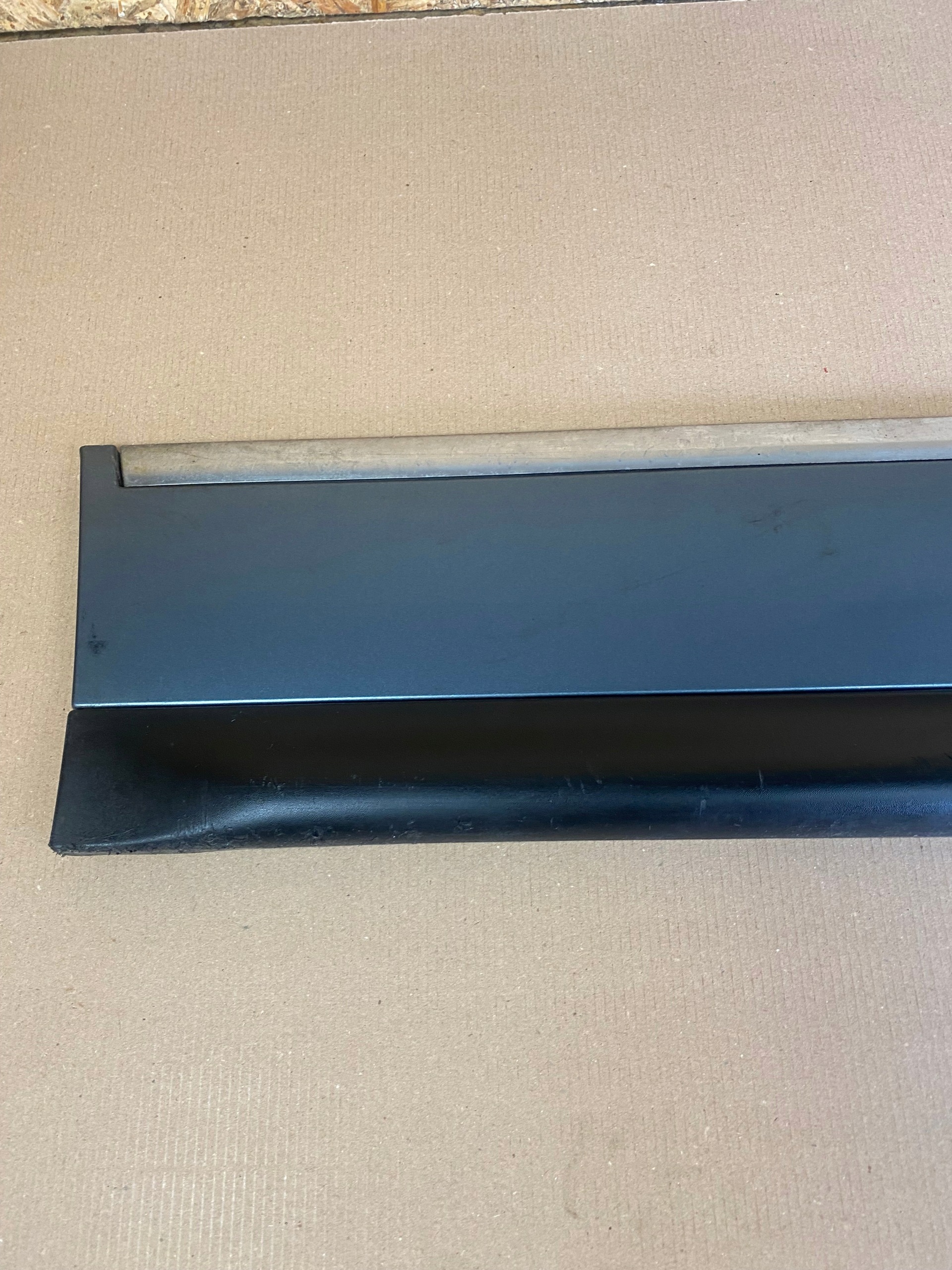 CITROEN C6 HB 05-12 Oikea takaoven list. 9660922077