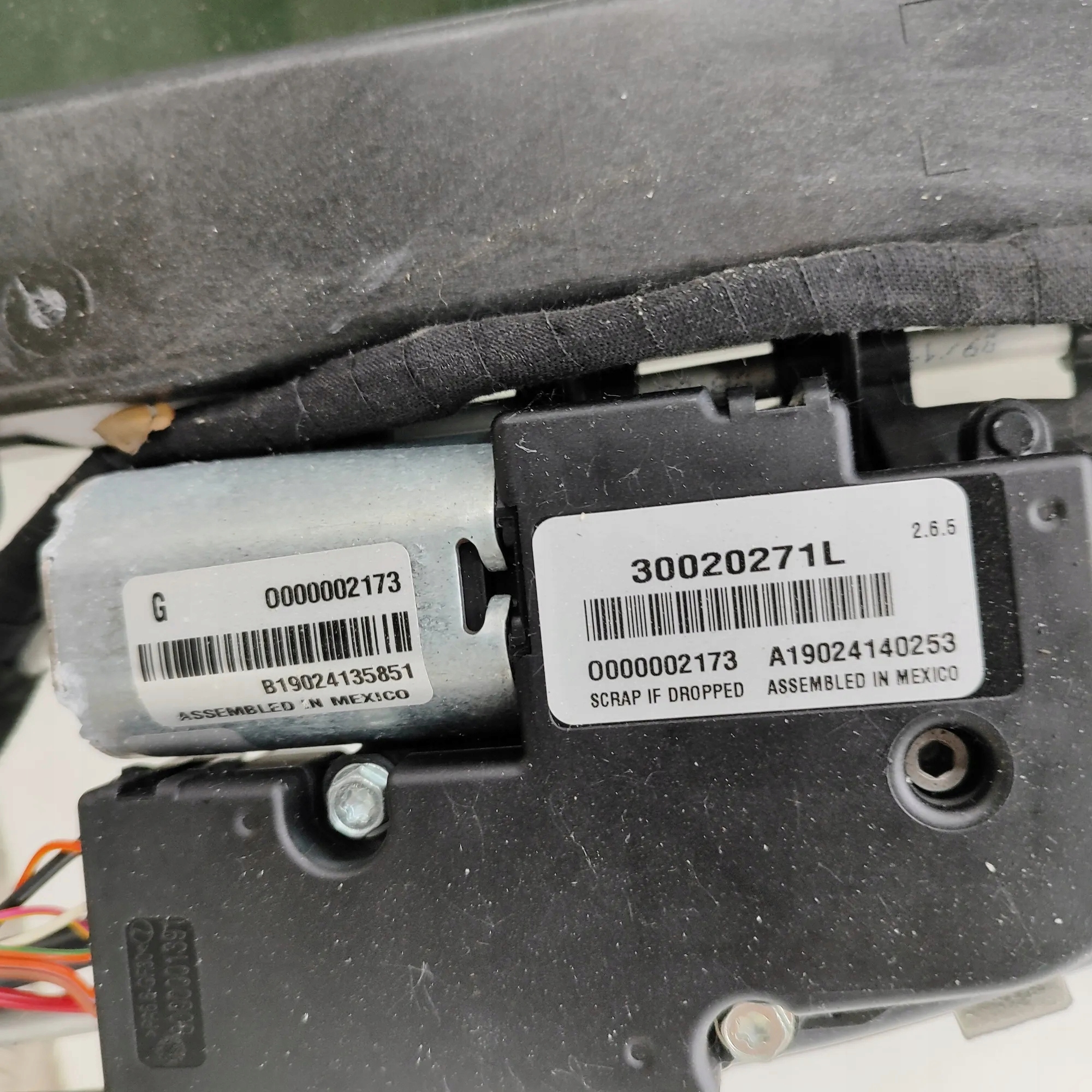 Szyberdach panorama Jeep Grand Cherokee WK2 (30020271L) image 7