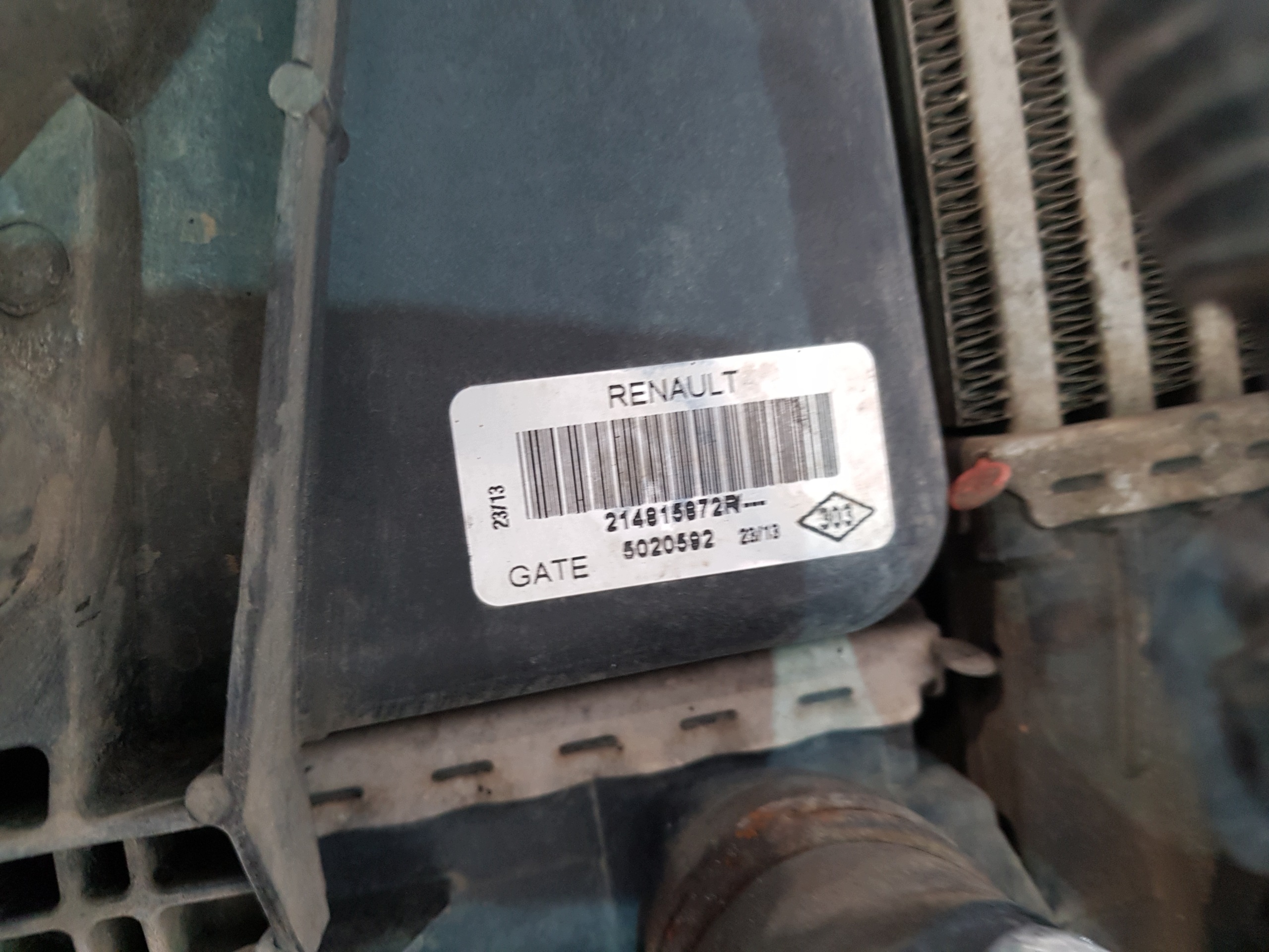 Traverse avant Renault Master III 214C10001R image 10