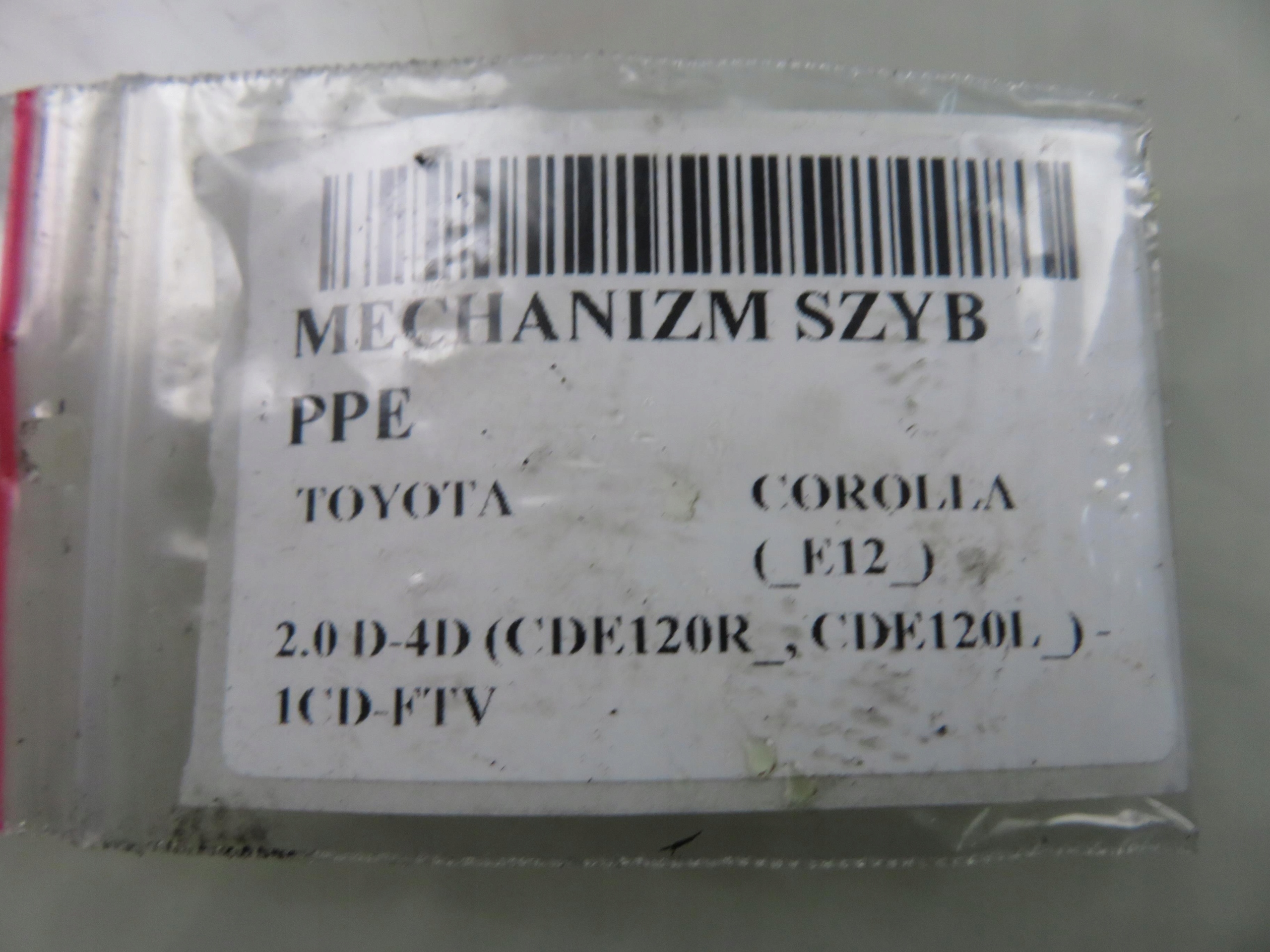 Raamheffer rechts voor Toyota Corolla E12 6981002130 image 5