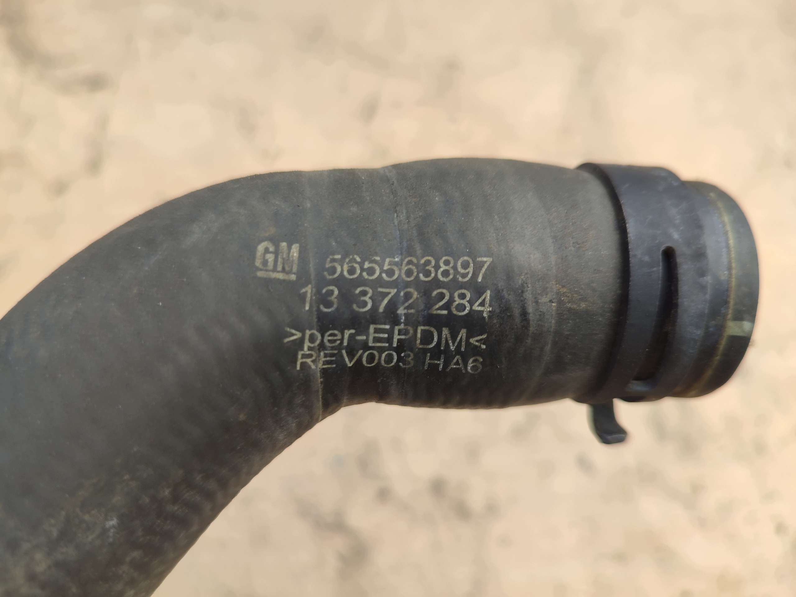 Tuyau d'eau Opel Corsa E 13372284 image 6