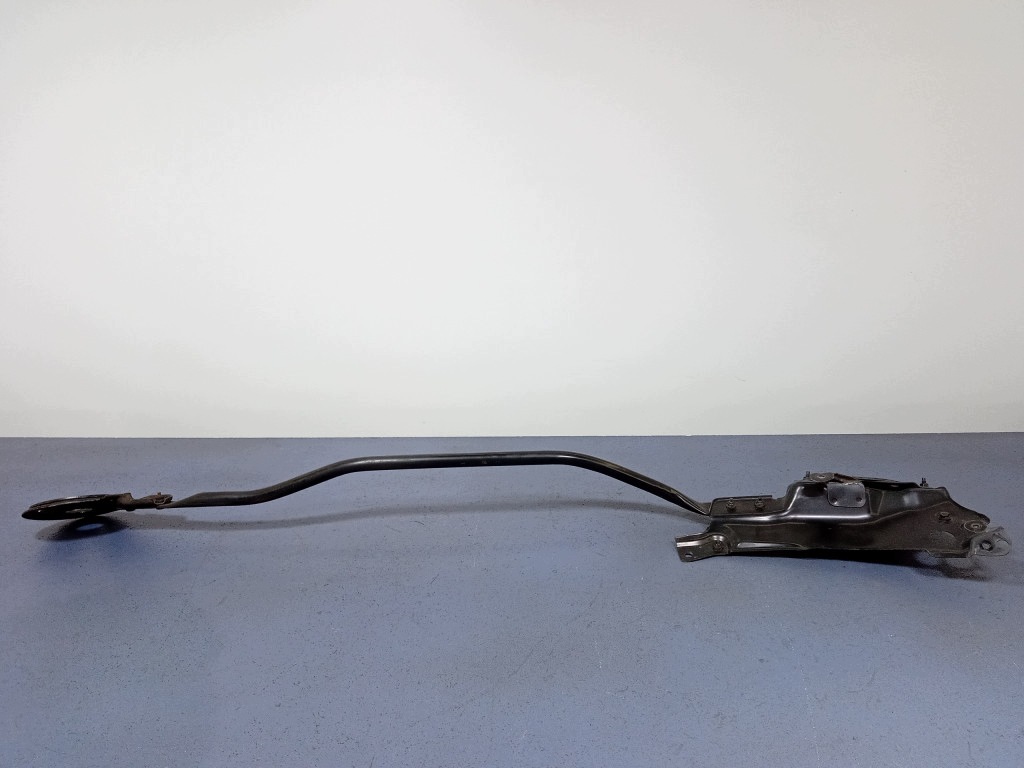 Mazda 2 I DY etutukivarsi A-821019-01