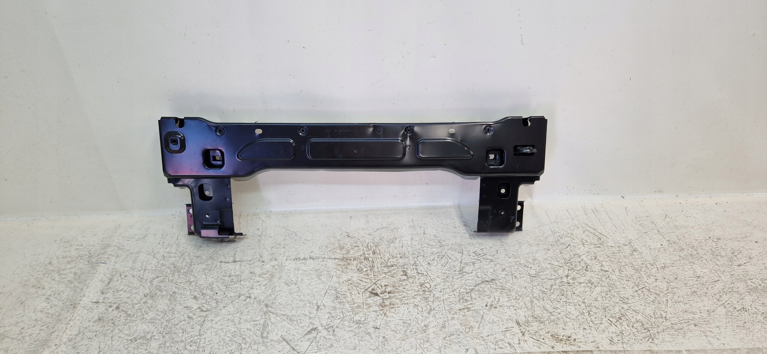 Renfort supérieur avant Skoda Enyaq IV 5LA805563