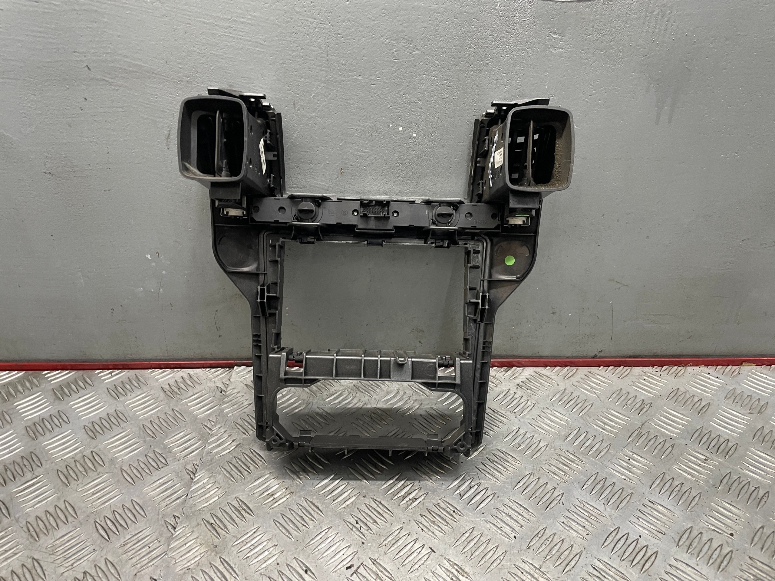 Middenpaneel Opel Zafira B 05-14 image 4
