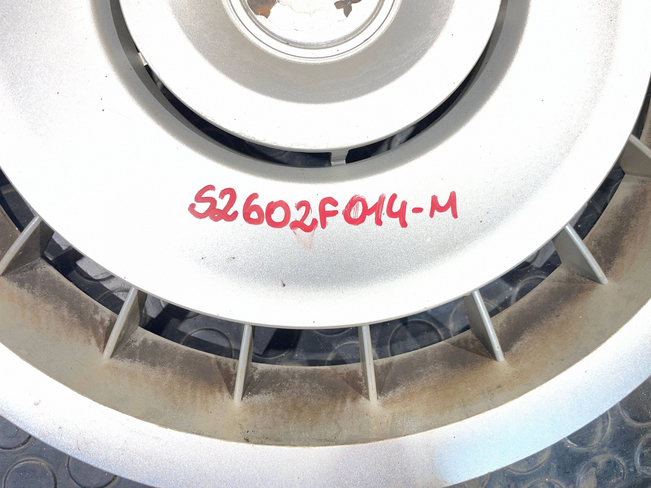 BMW 5 E34 7 E32 Hubcap 15" Cali OEM 1181532 S2602F014 image 4
