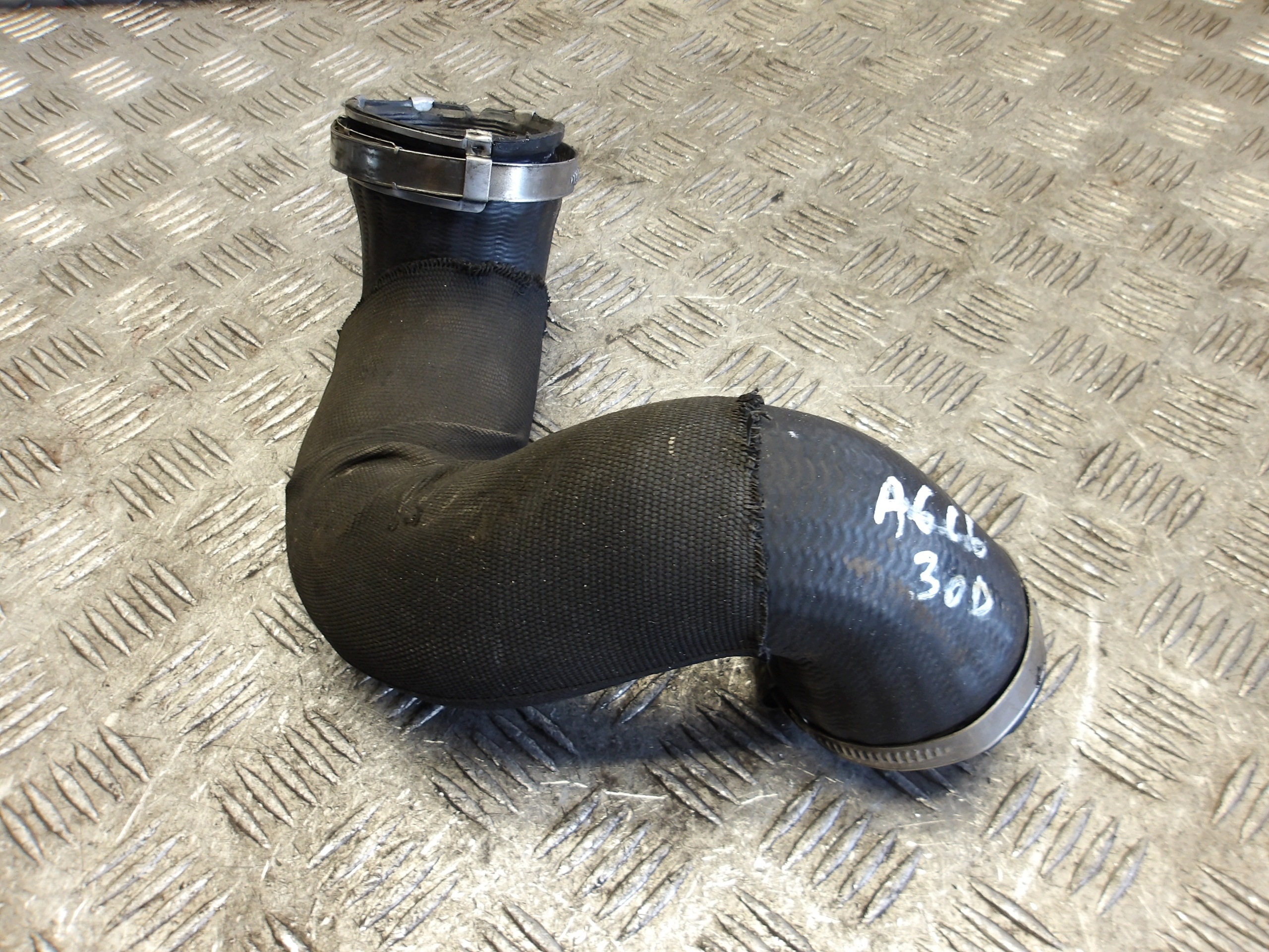 Durite d'intercooler Audi A6 C6 3.0 TDI image 2