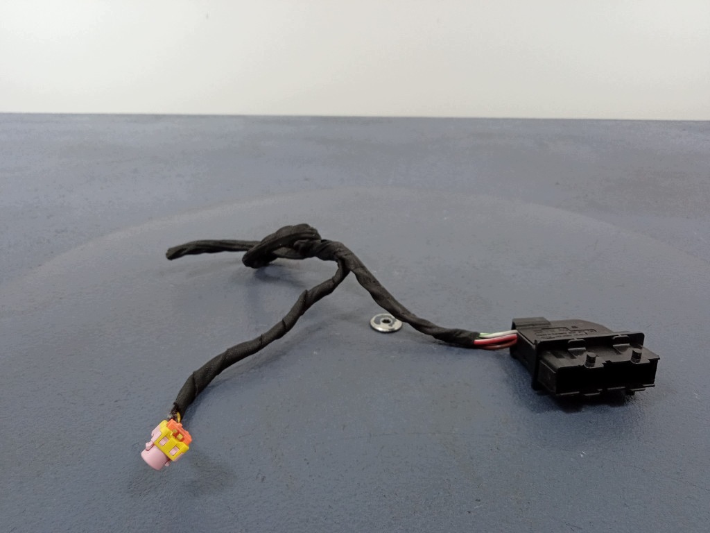 Skoda Octavia IV Kabelbaum Tür links hinten OEM A-821388-01 image 2