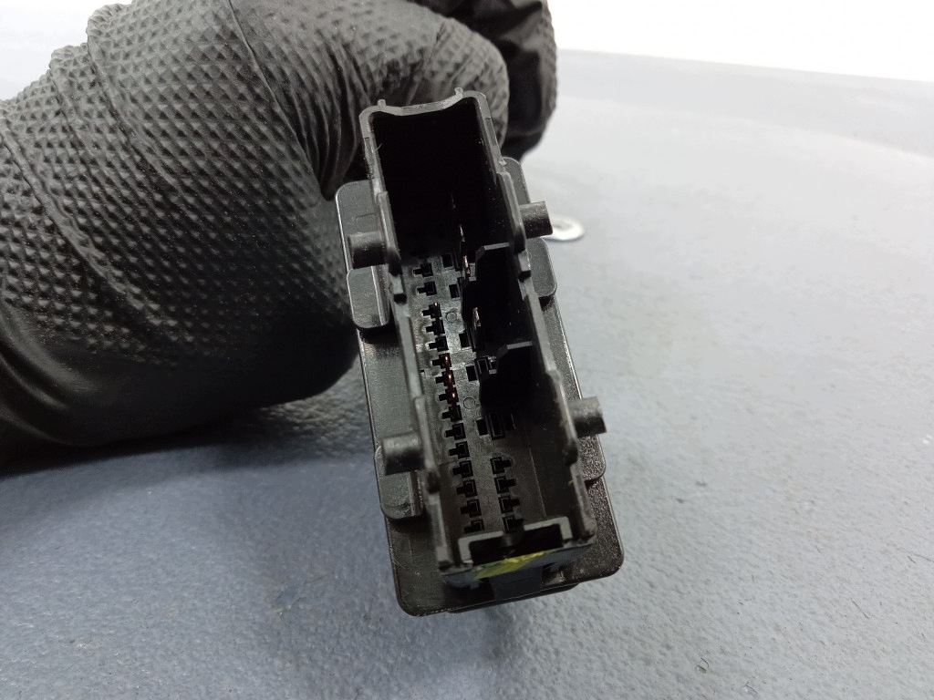 Skoda Octavia IV Kabelbaum Tür links hinten OEM A-821388-01 image 3
