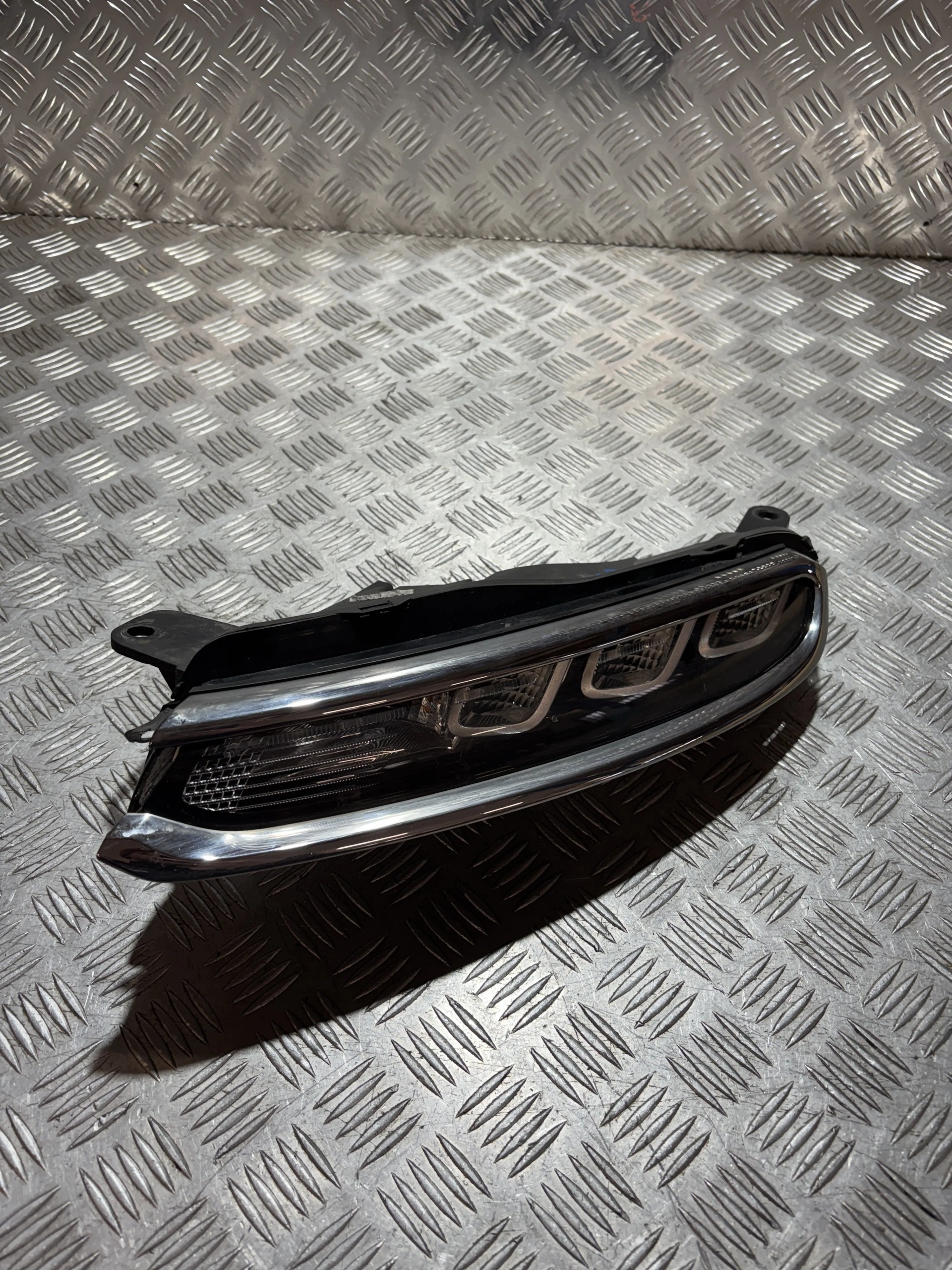 Farol DRL LED Dianteiro Esquerdo Citroen C3 III 9820877780 image 2