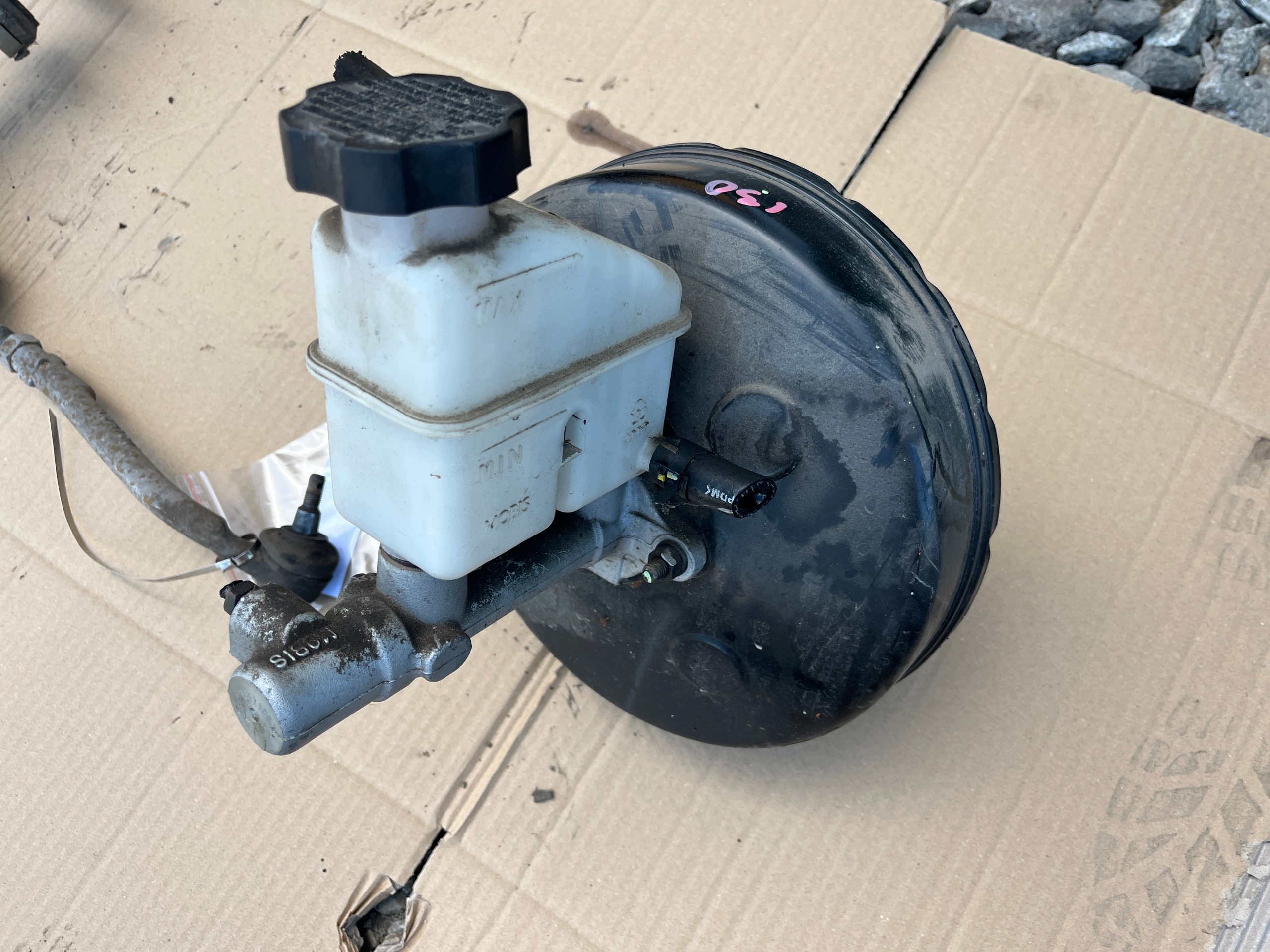 Servofreno Hyundai i30 CW 2007-2012 Kombi 591101H000 image 2