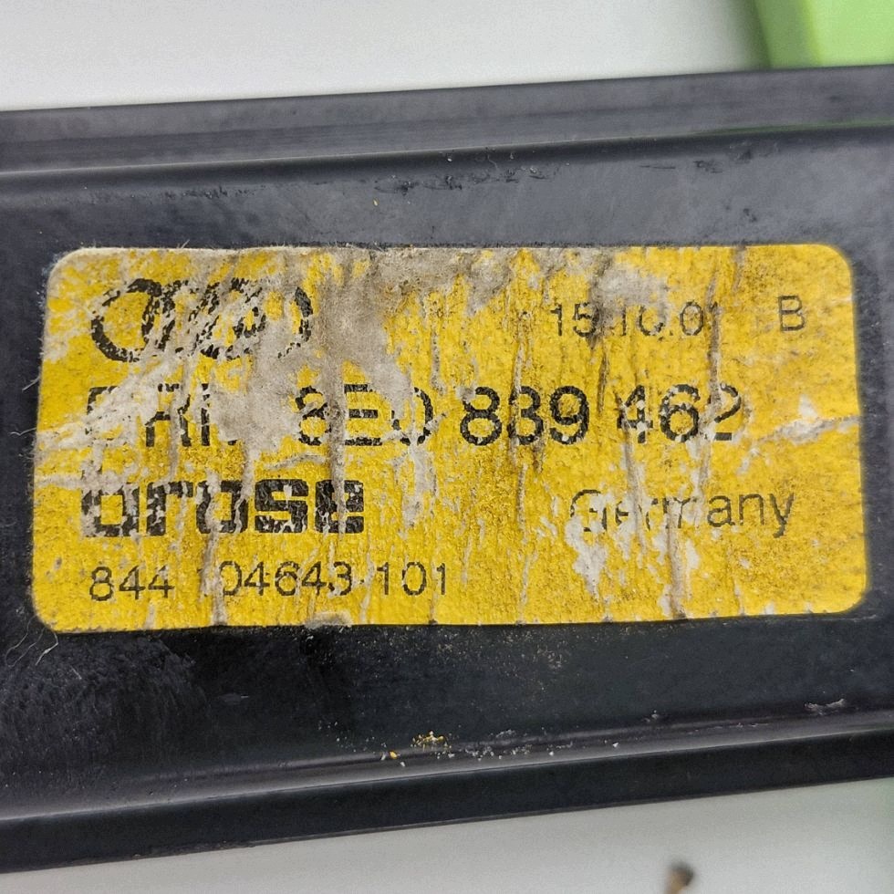 Manuaalinen ikkunannostin oikea taka Audi A4 B6 Kombi