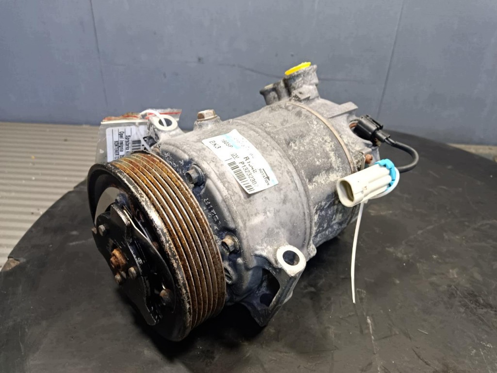 Compressor de Ar Condicionado Opel Insignia A 2.0 CDTI 13232307 image 2